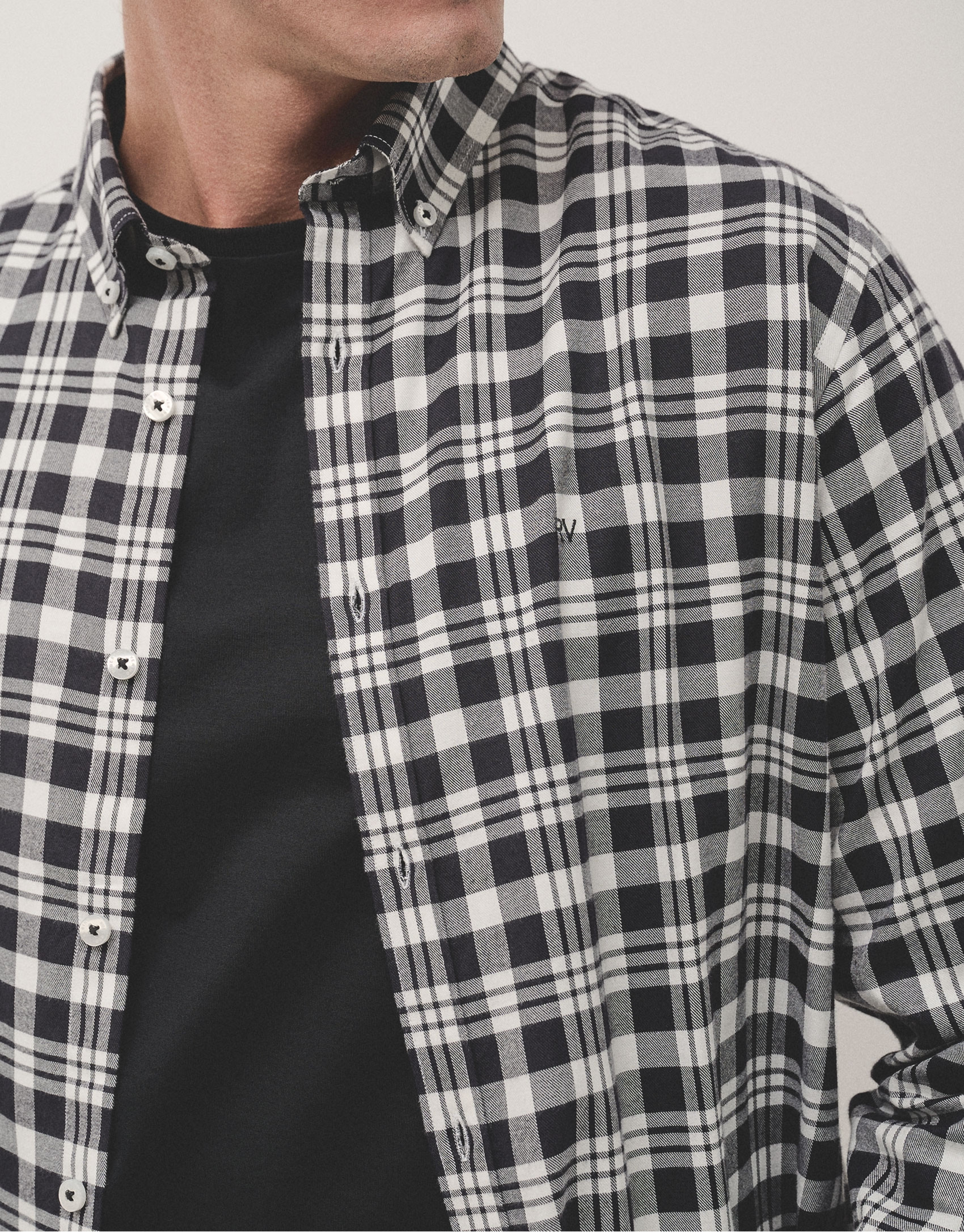 Camisa sport regular cuadros negro y blanco | Roberto Verino