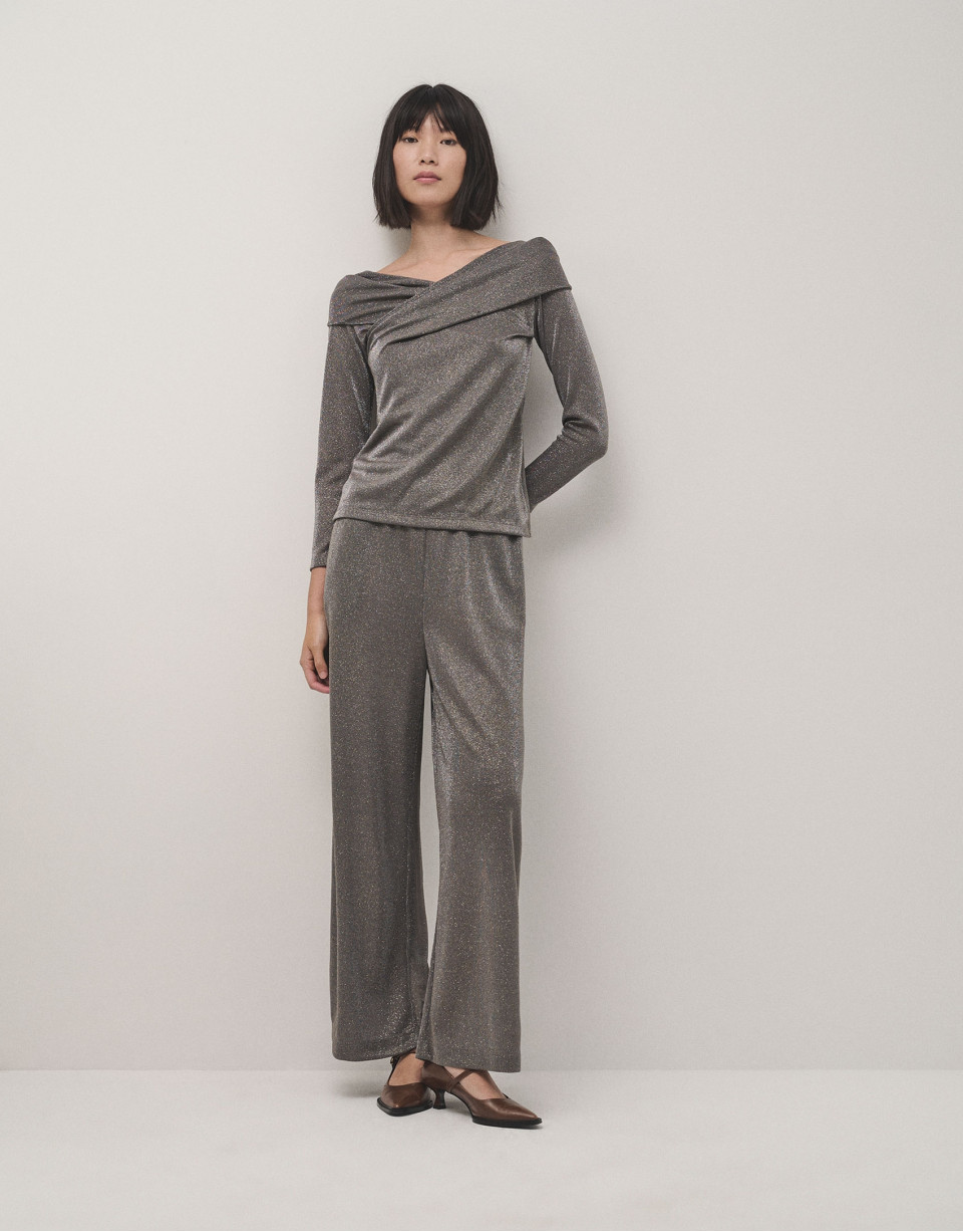 Pantalón ancho en punto brillo gris