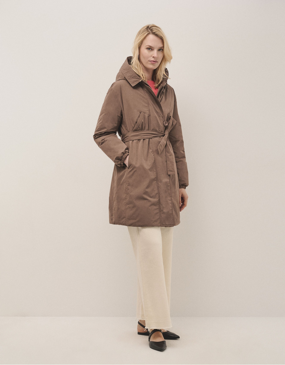 Down brown oversize parka - Woman - AW2024 | Roberto Verino