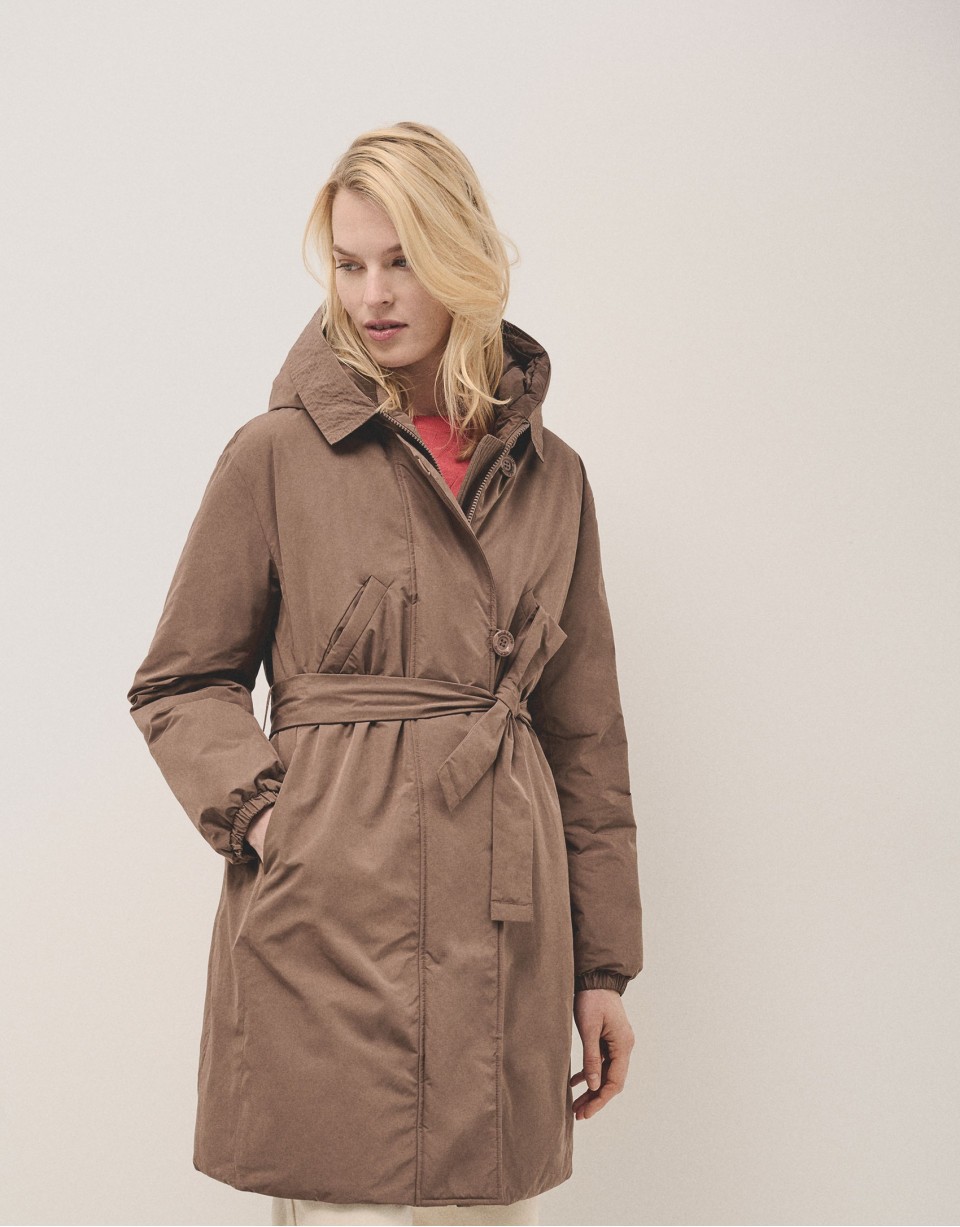 Down brown oversize parka - Woman - AW2024 | Roberto Verino