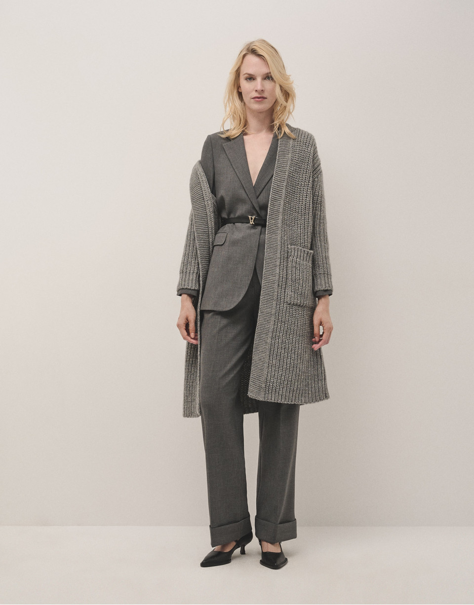 Long grey chunky knit cardigan - Woman - AW2024 | Roberto Verino