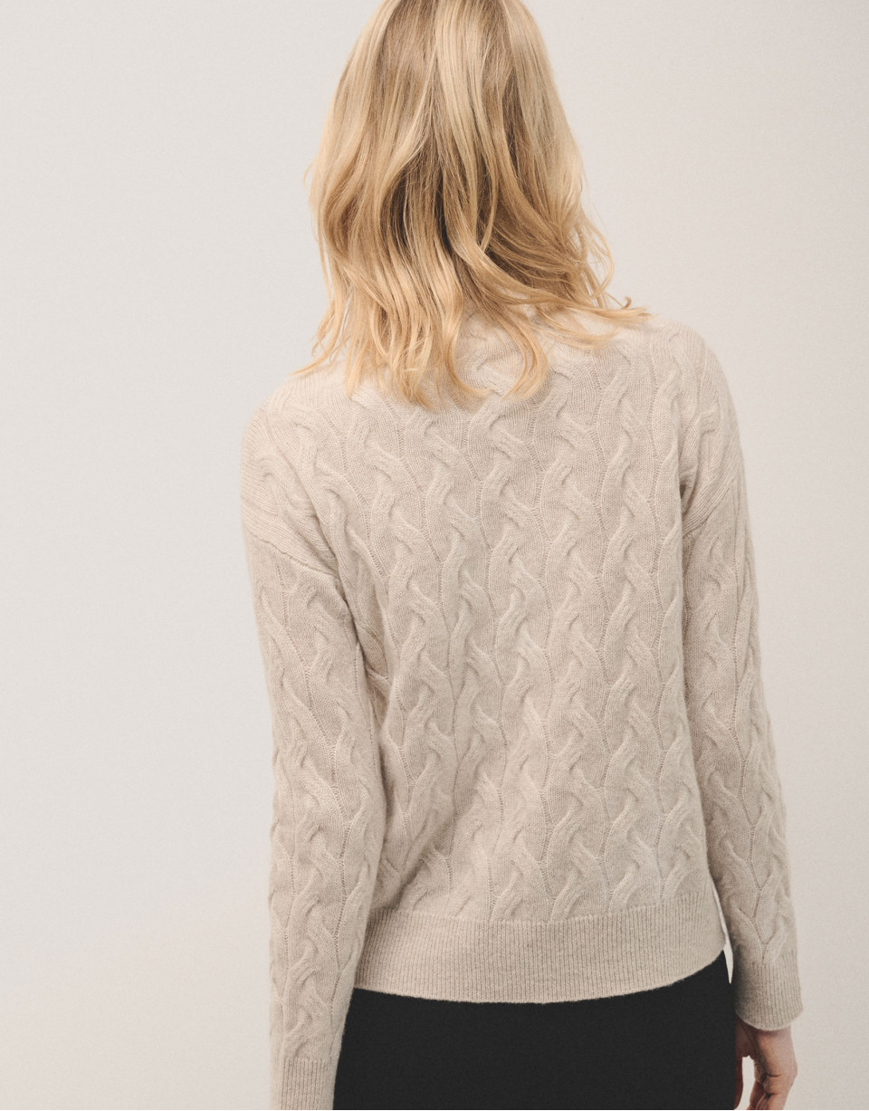 Turtleneck jumper in beige cashmere - Woman | Roberto Verino