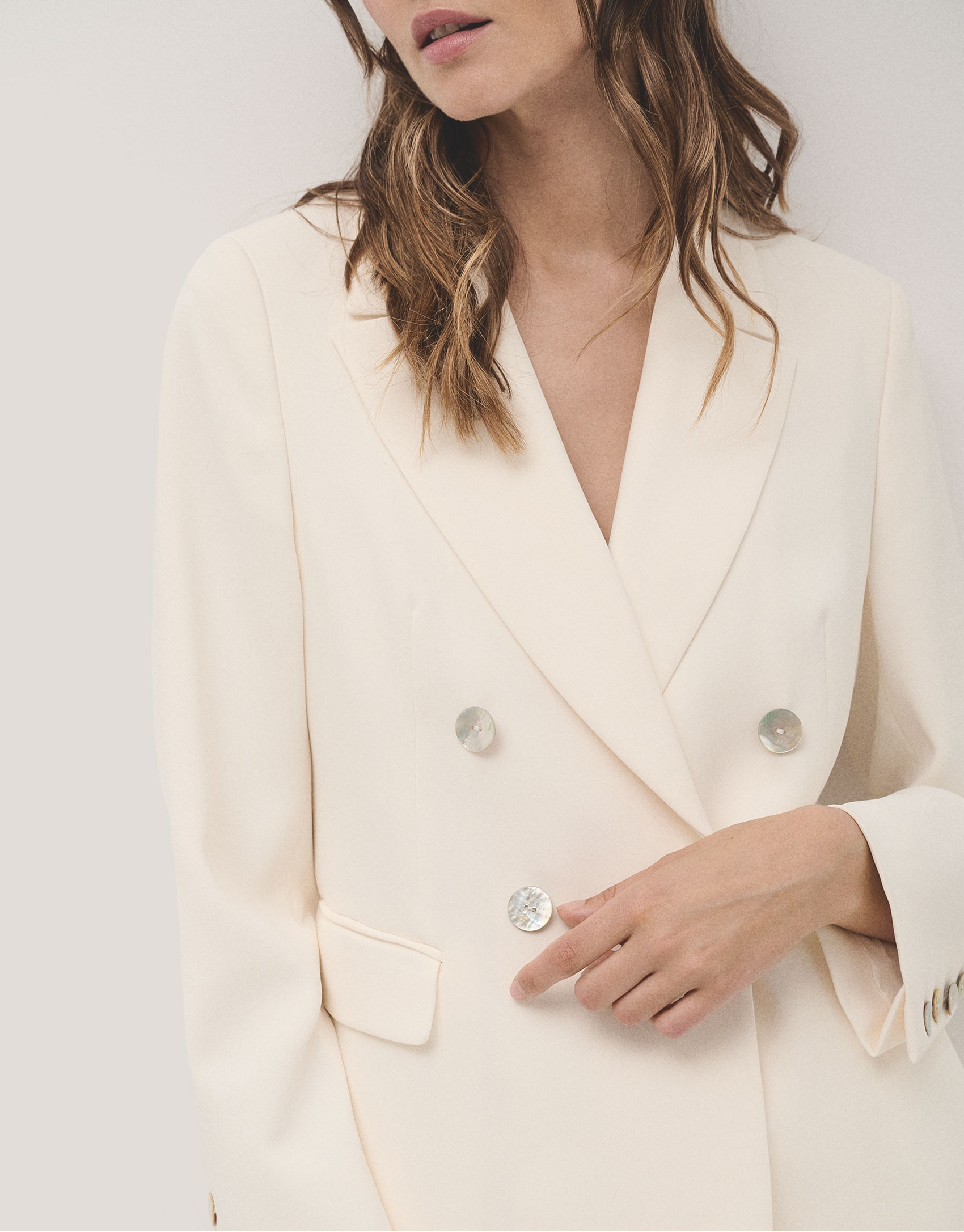 Off-white crepe double-breasted blazer