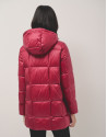 Red quilted coat  - Woman - AW2024 | Roberto Verino