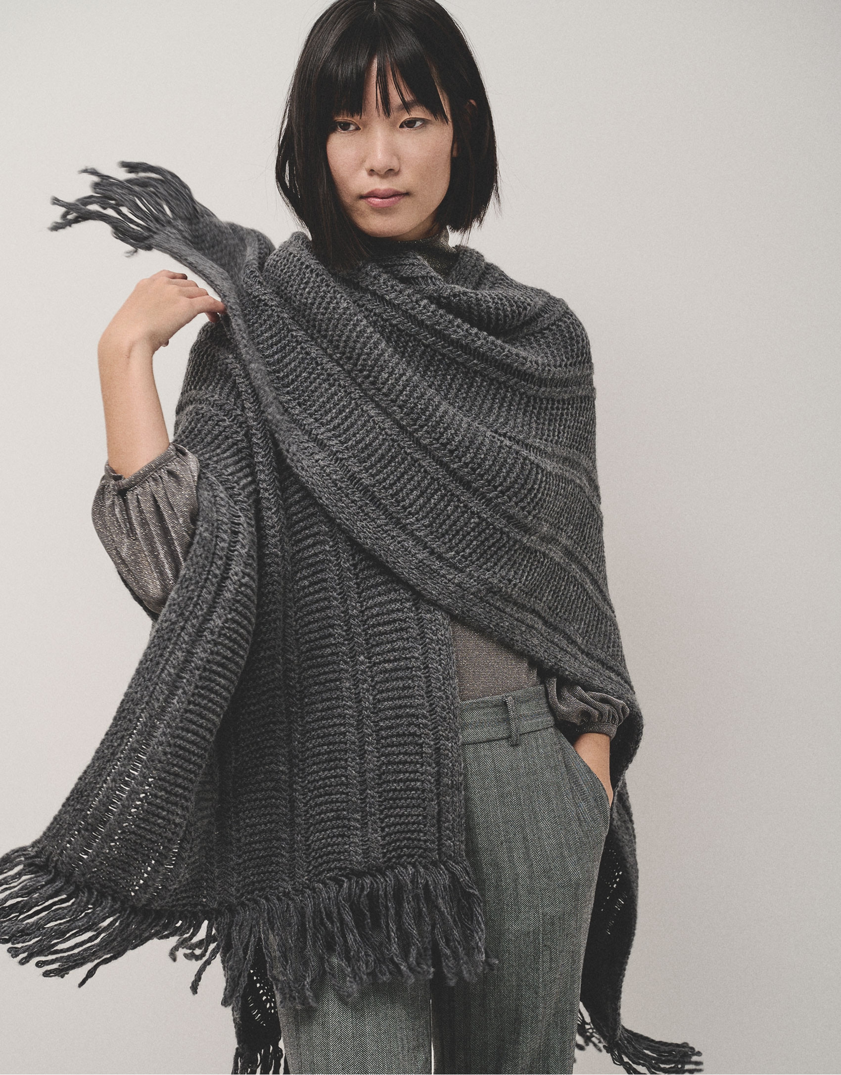 Chaqueta larga oversize punto gris