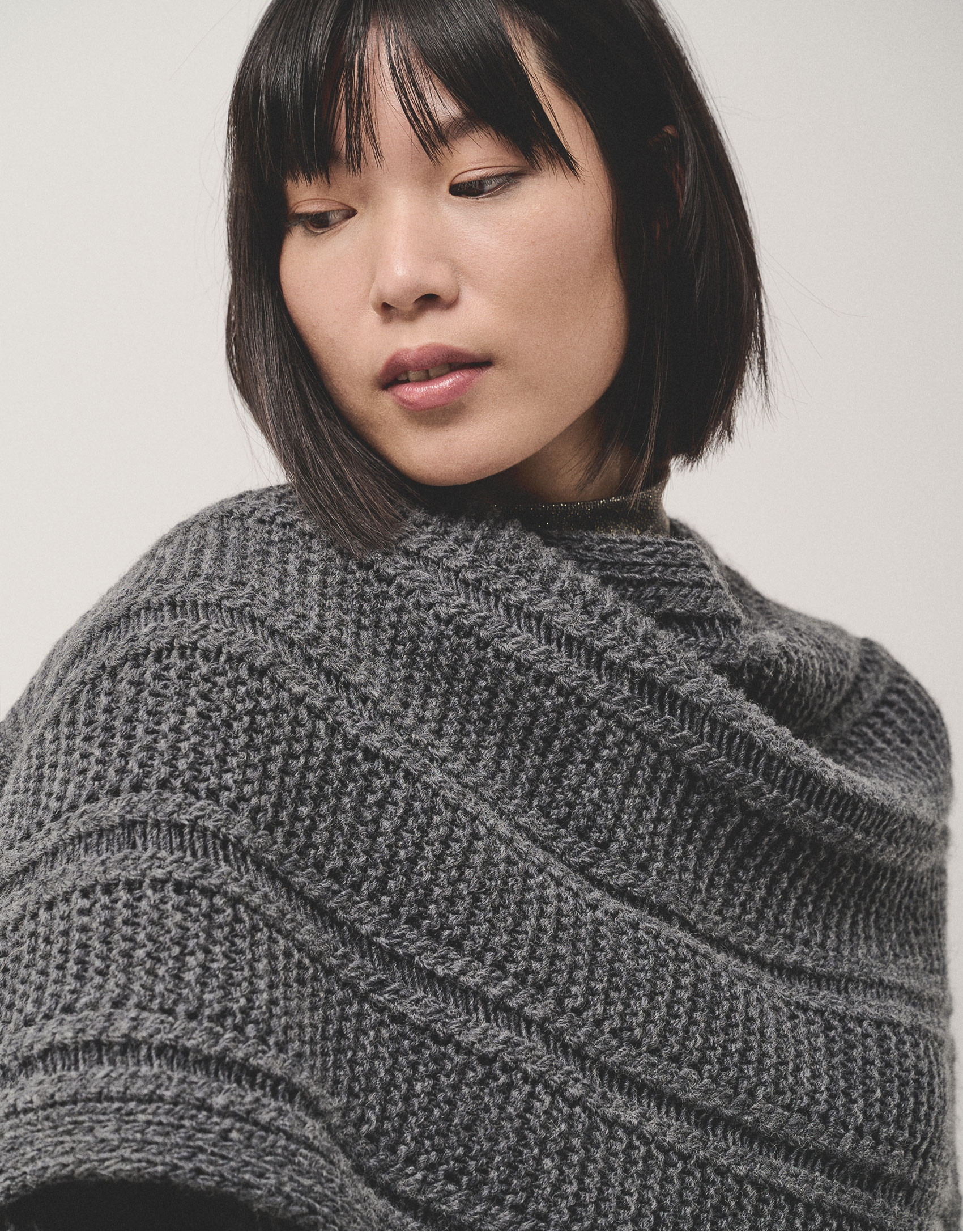 Chaqueta larga oversize punto gris