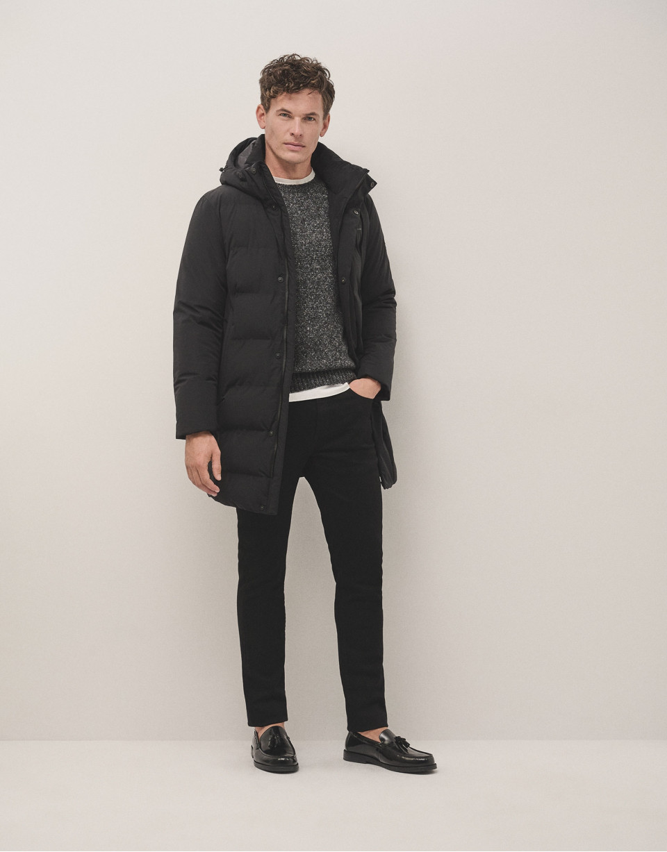 Parka acolchada larga color negro - Hombre | Roberto Verino