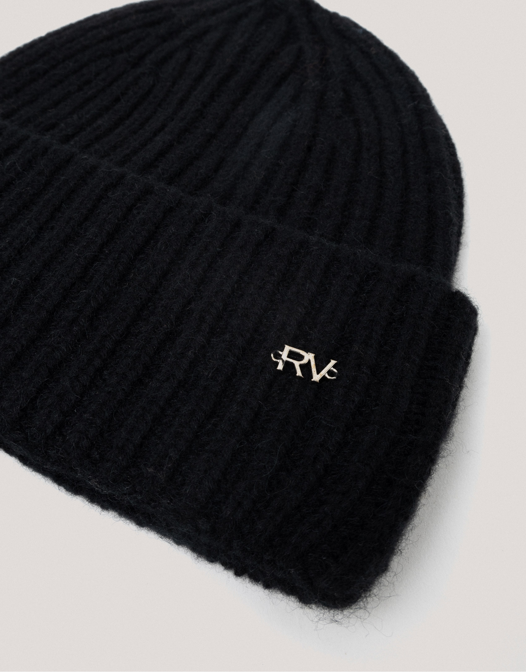 Black ribbed alpaca and cashmere cap - Woman | Roberto Verino