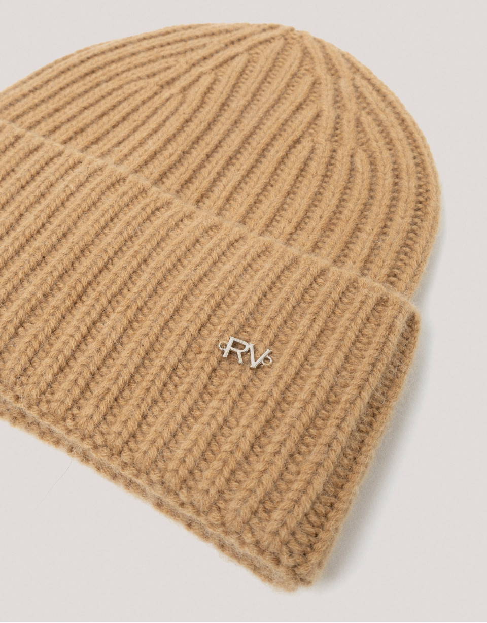 Camel ribbed alpaca and cashmere cap - Woman | Roberto Verino