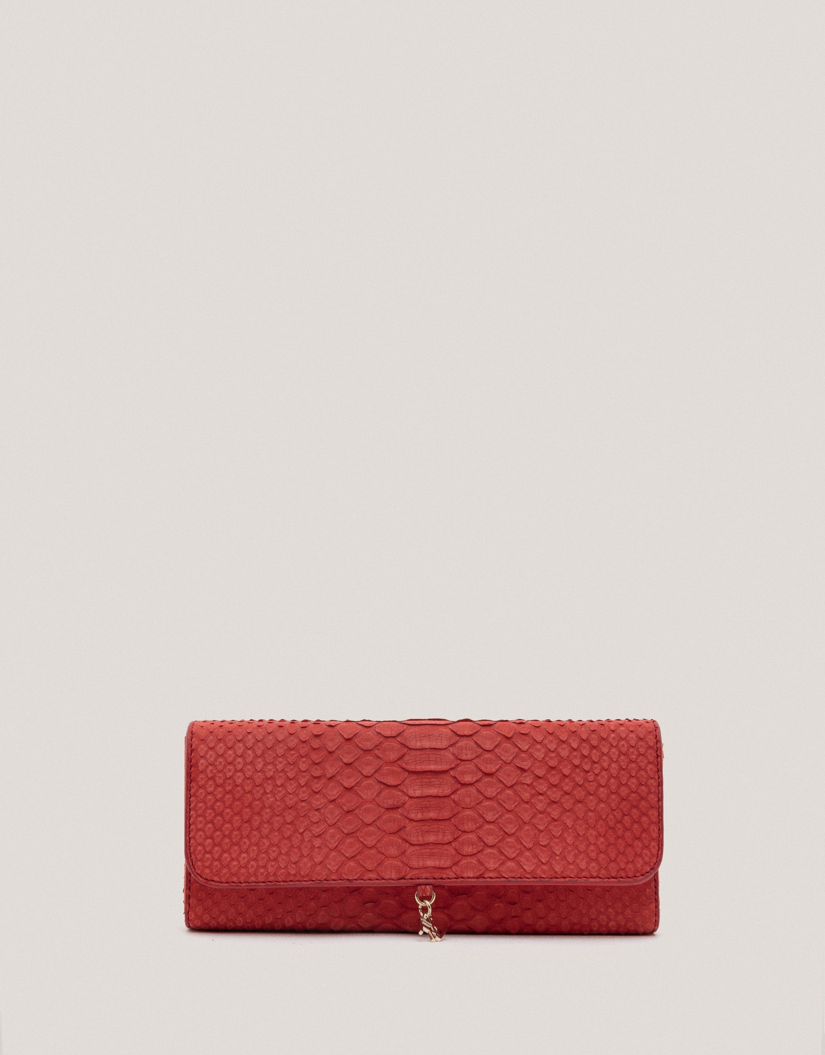 Bolso Clutch Ariana piel serpiente rojo carmesí | Roberto Verino