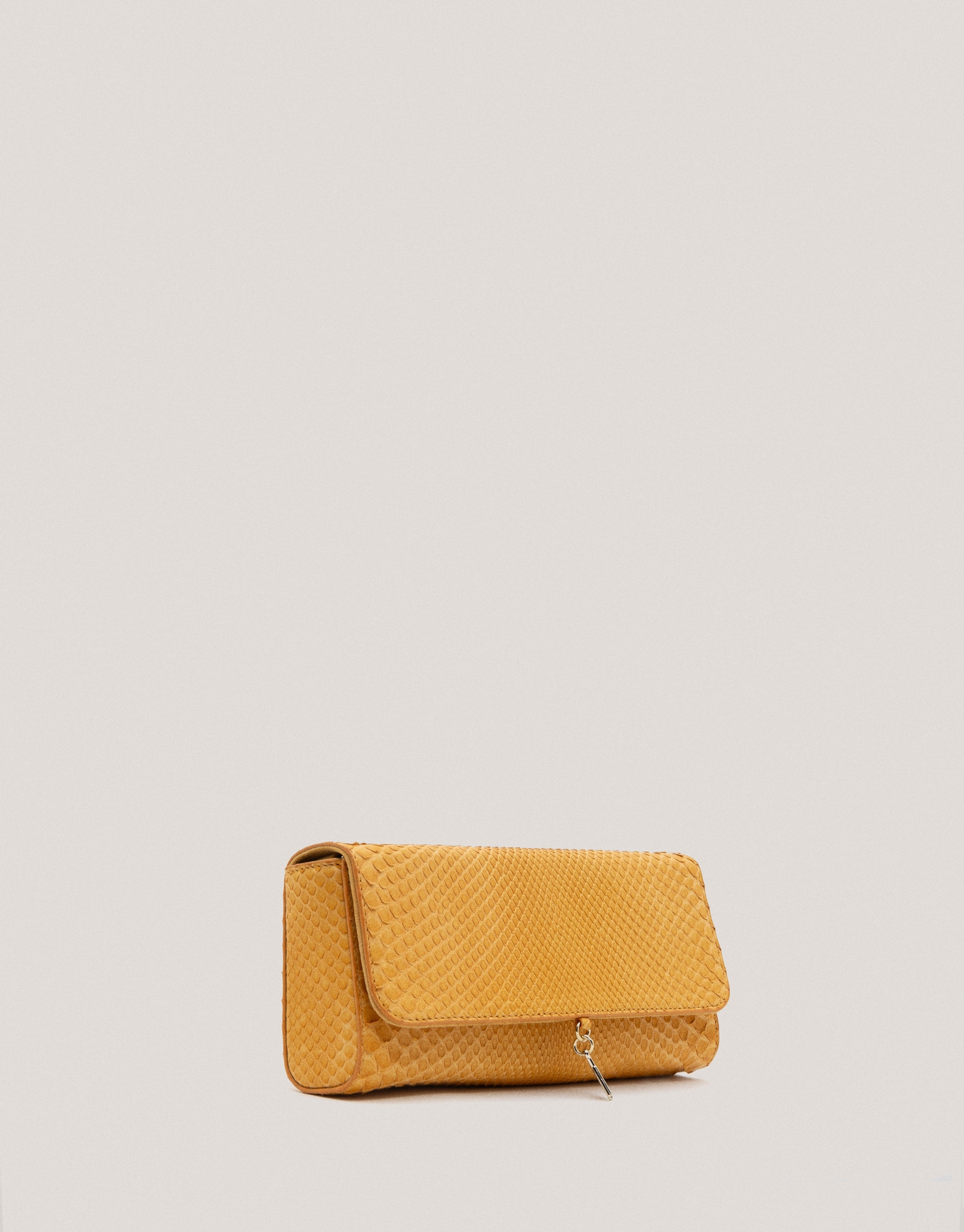 Mustard snakeskin Ariana clutch bag - Sale | Roberto Verino