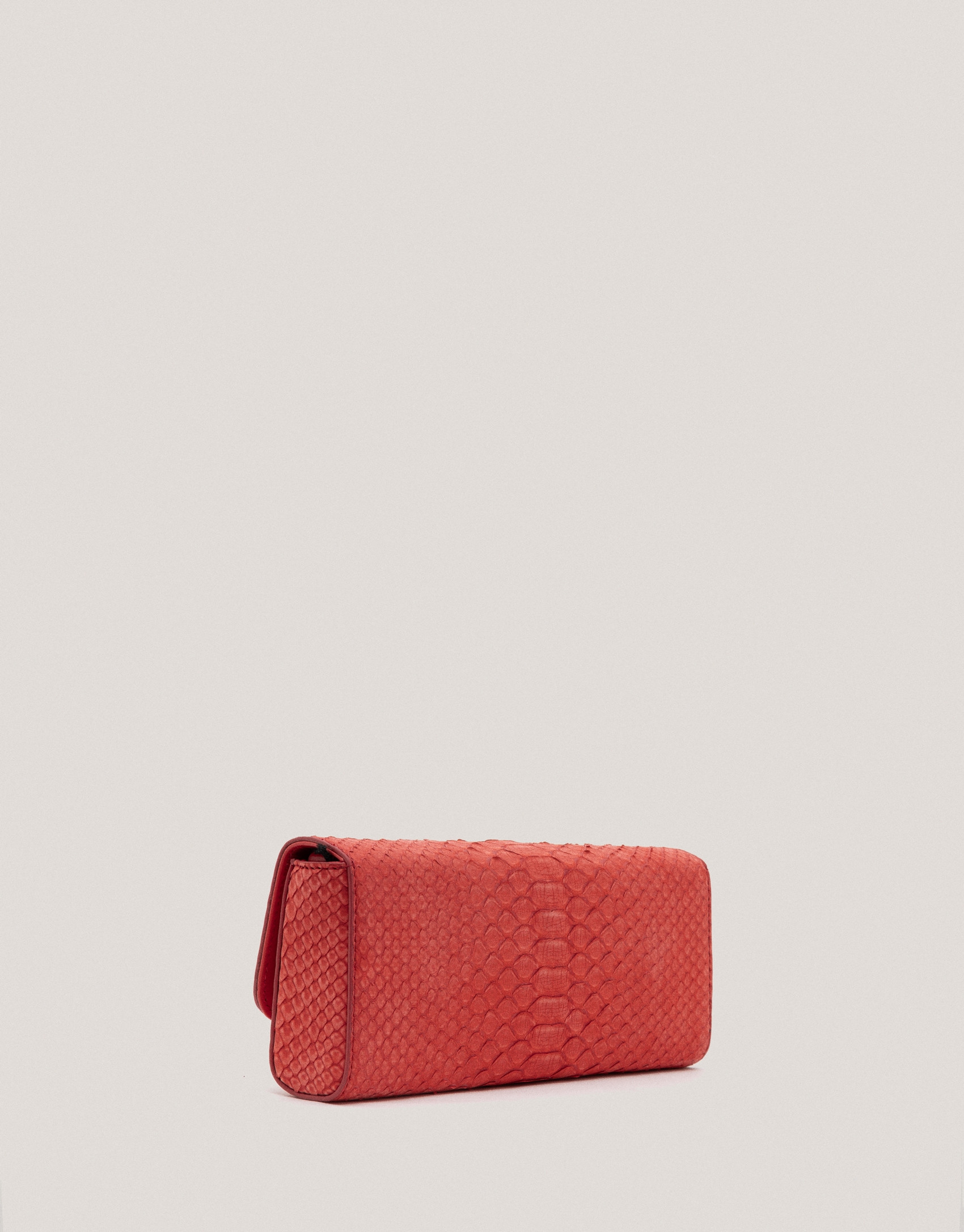 Crimson red snakeskin Ariana clutch bag - Sale | Roberto Verino