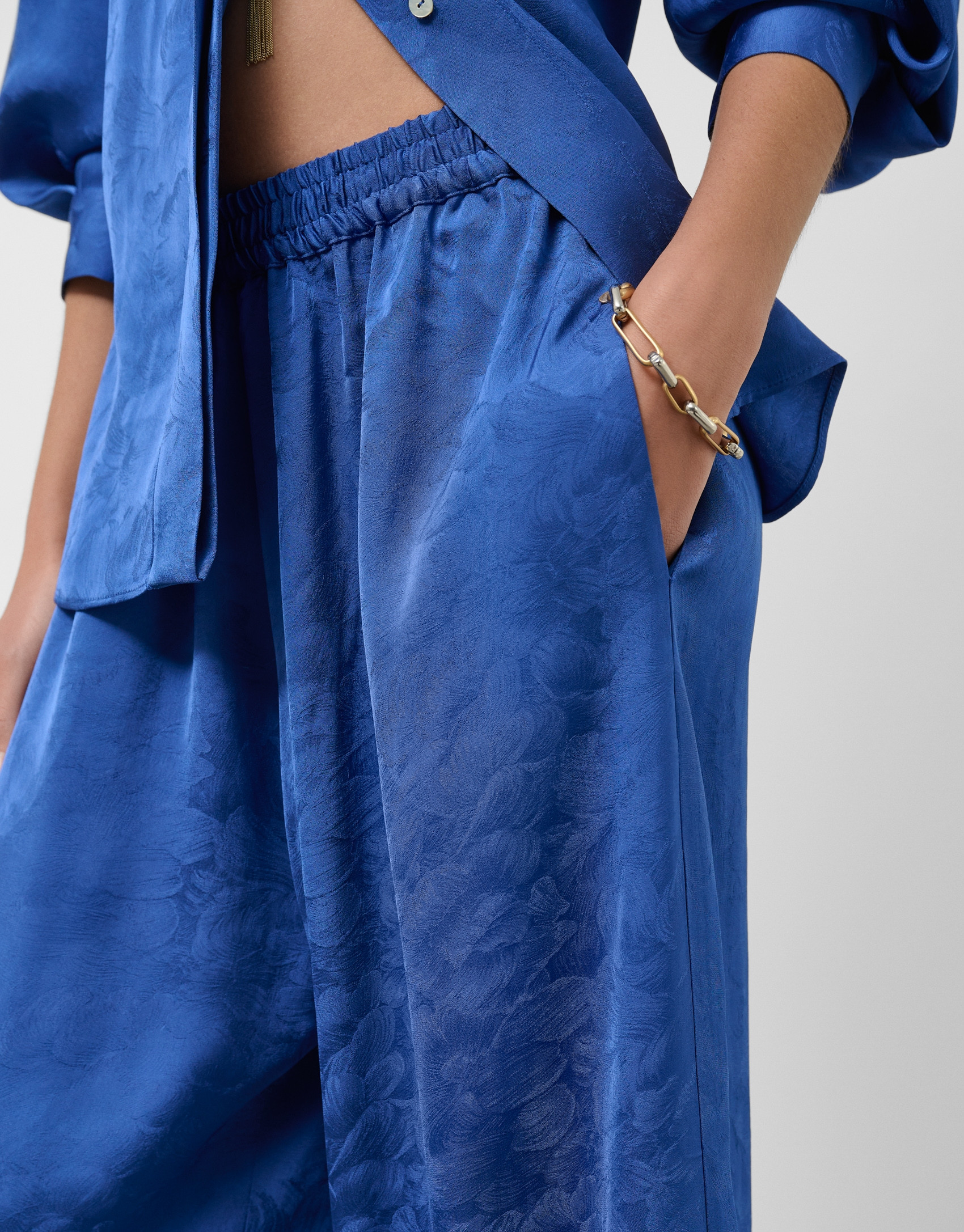 Deep blue palazzo pants with floral damask | Roberto Verino