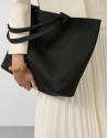 Black knit maxi Kendall shopping bag - Woman | Roberto Verino