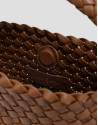 Tan Paula Clutch bag with braided leather  | Roberto Verino