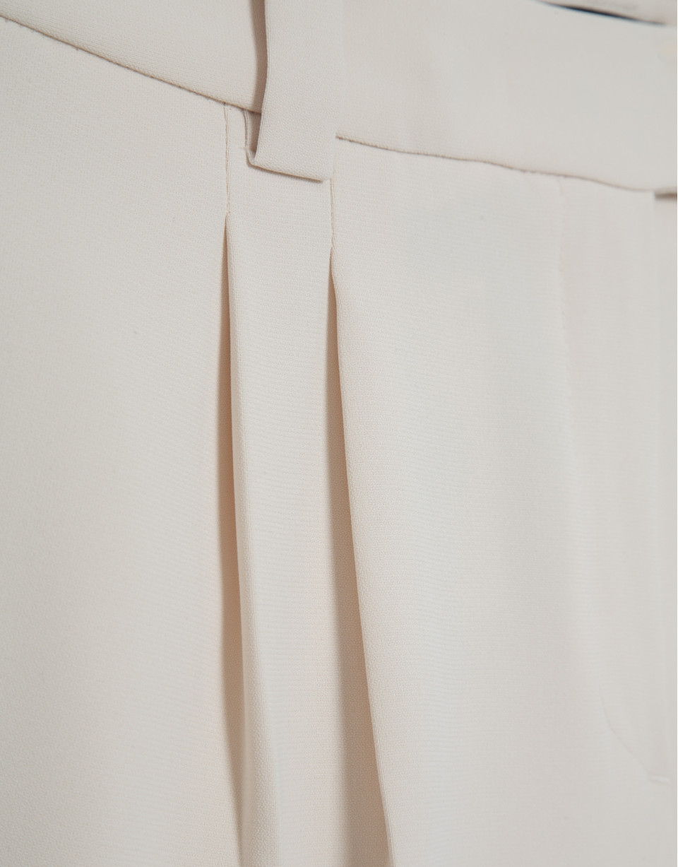 Beige straight crepe pants with darts - Woman | Roberto Verino
