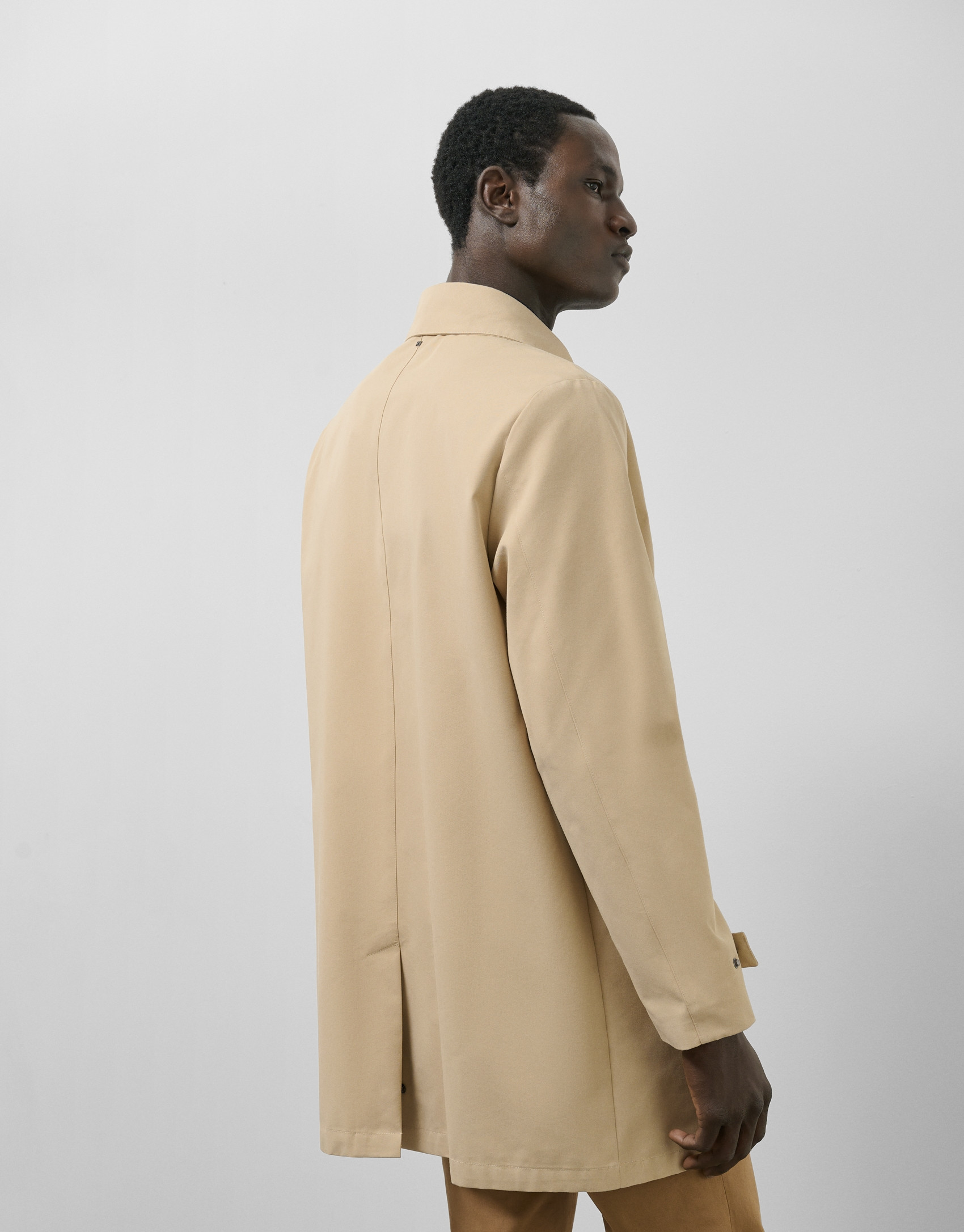 Beige technical cotton gabardine - Man - SS2025 | Roberto Verino