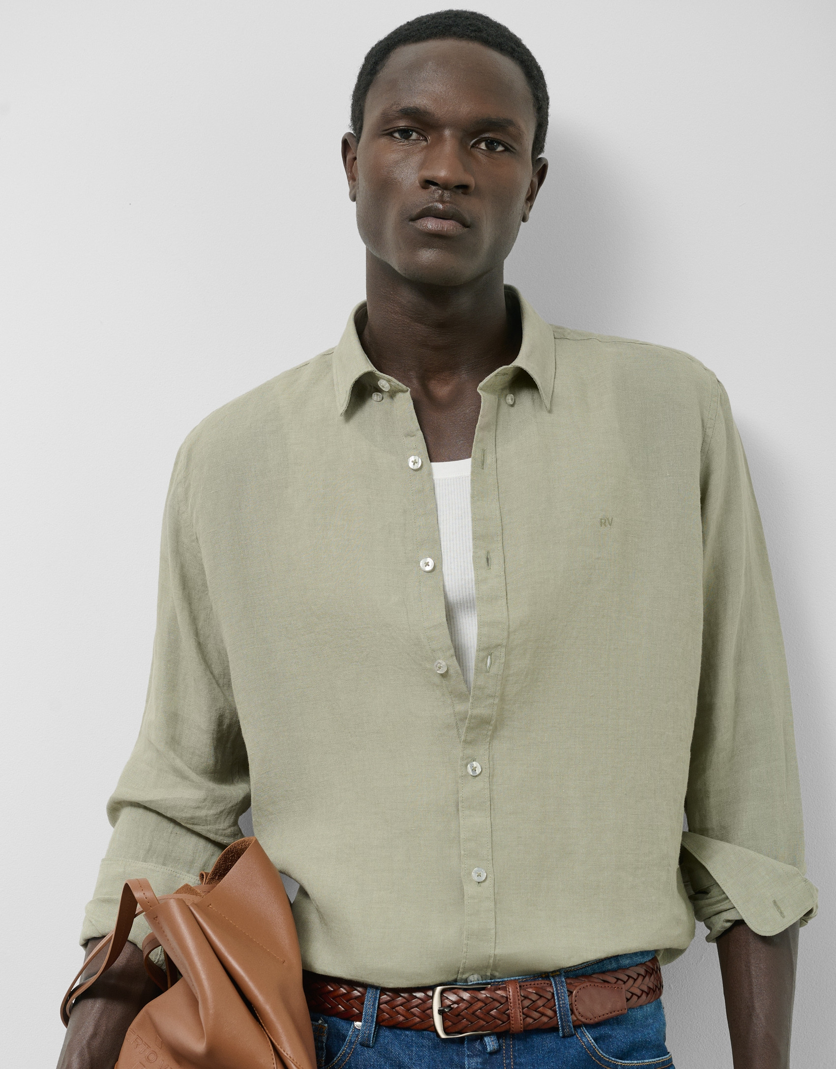 Camisa sport regular lino verde caqui - Hombre | Roberto Verino
