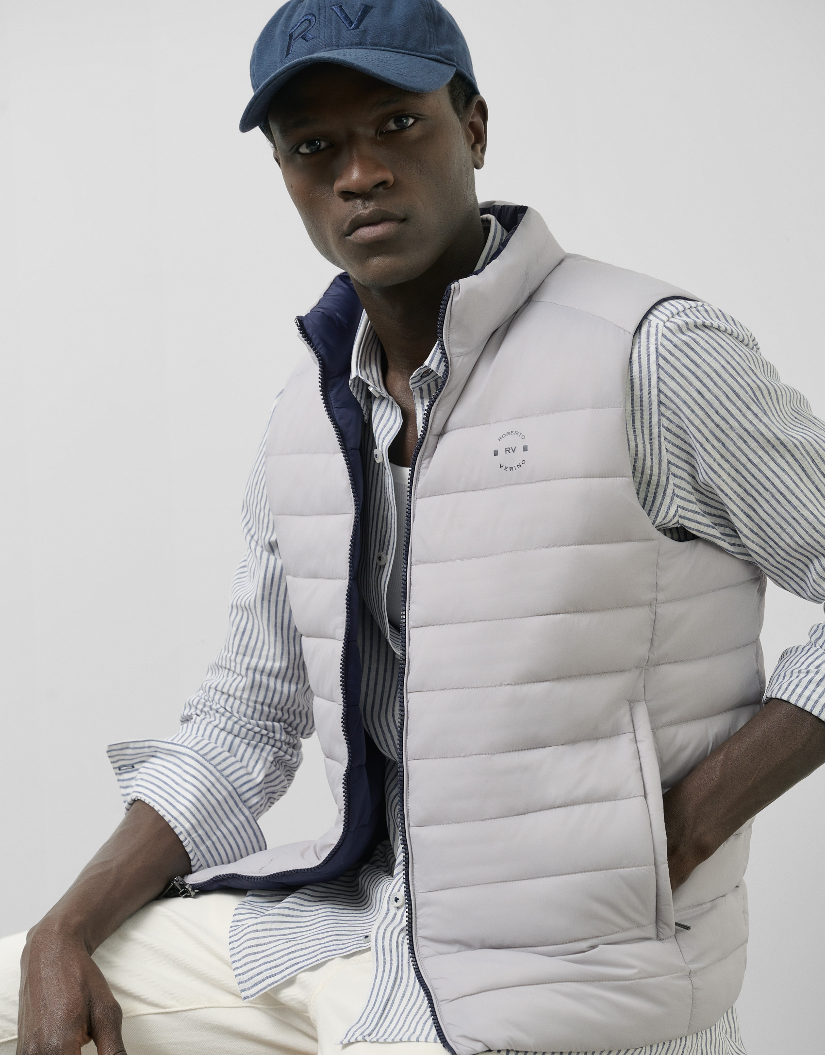 Chaleco reversible marino y gris - Hombre | Roberto Verino