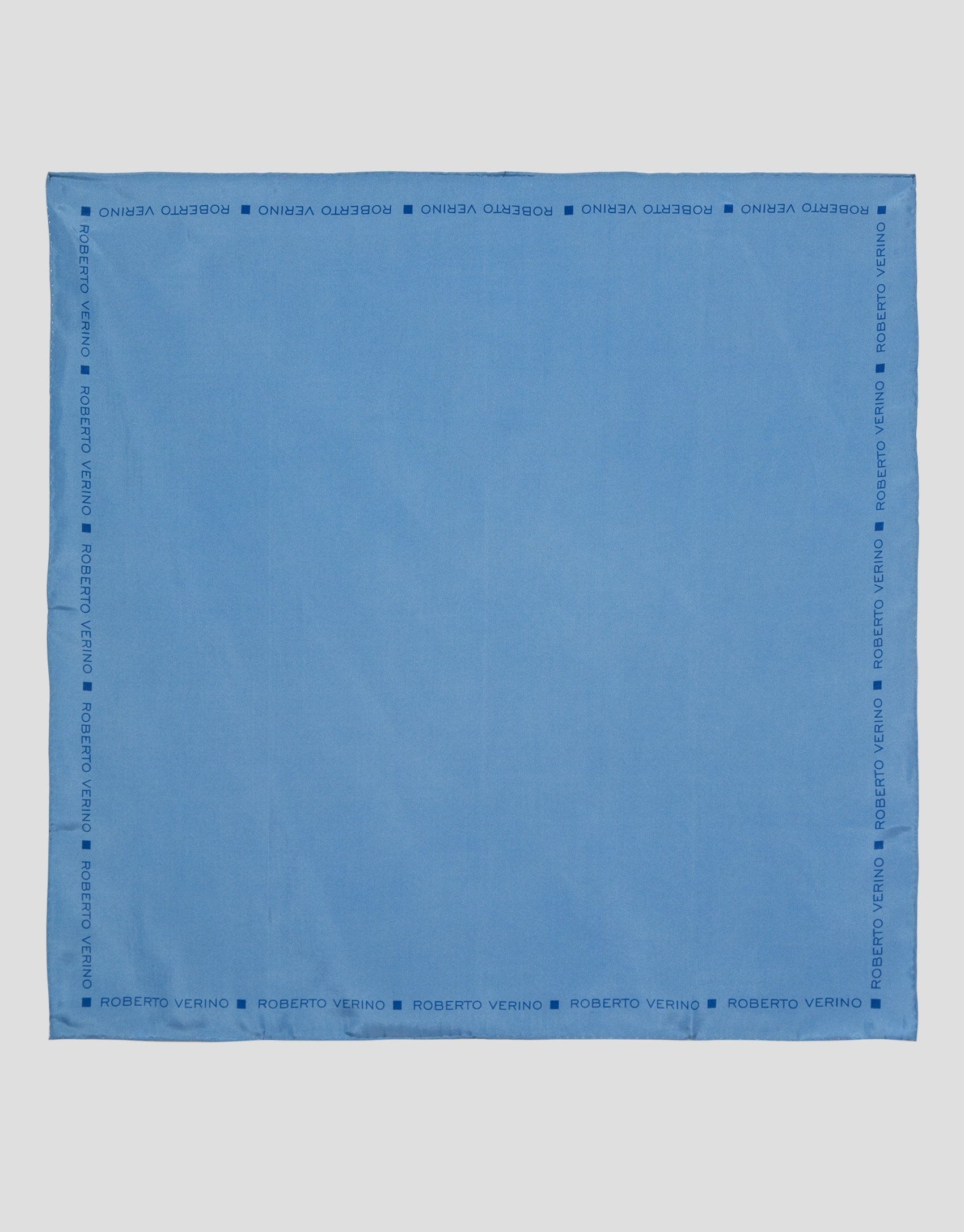 Blue silk scarf with Roberto Verino frame | Roberto Verino