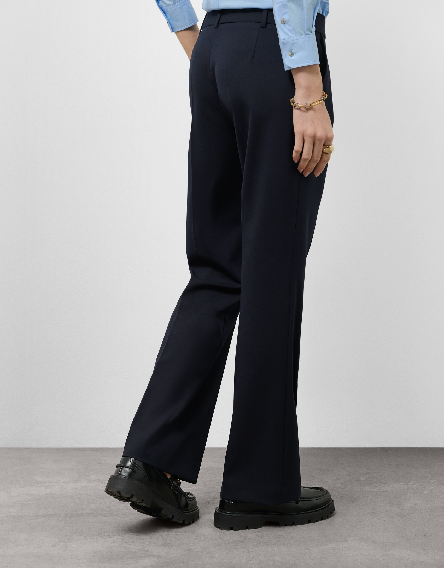 Night blue straight trousers - Woman - SS2025 | Roberto Verino
