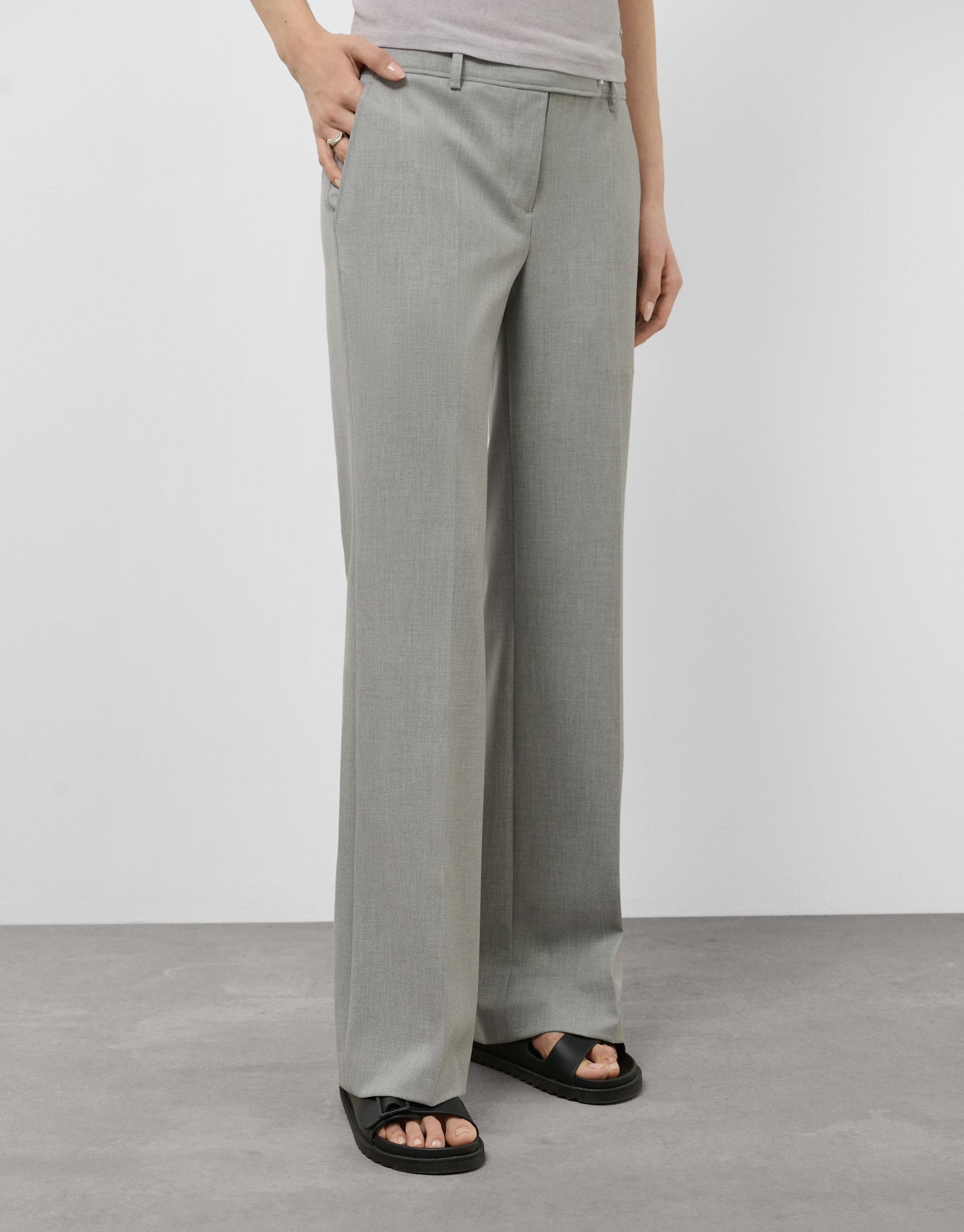 Straight gray trousers - Woman - SS2025 | Roberto Verino