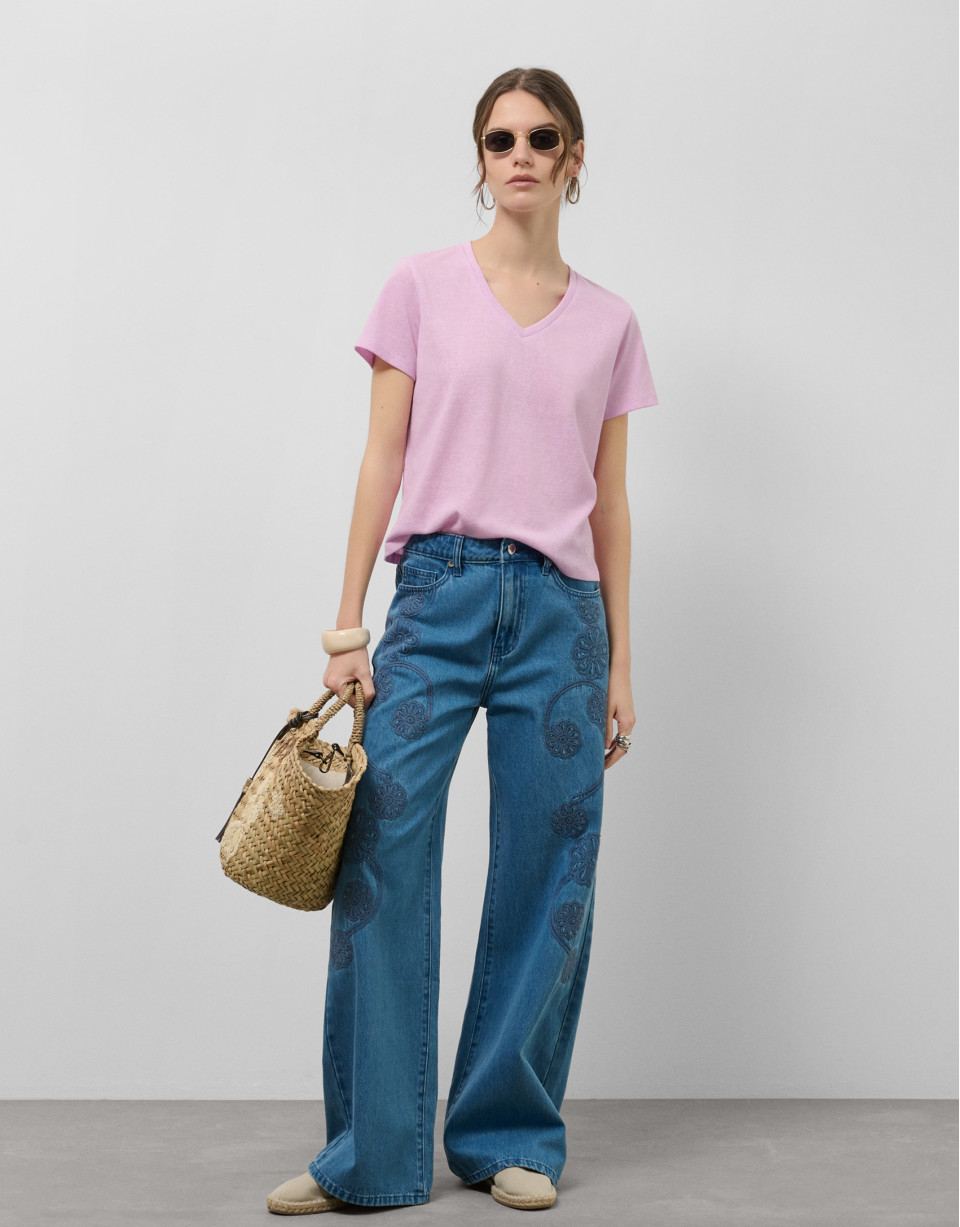 Blue wide denim pants with floral embroidery | Roberto Verino