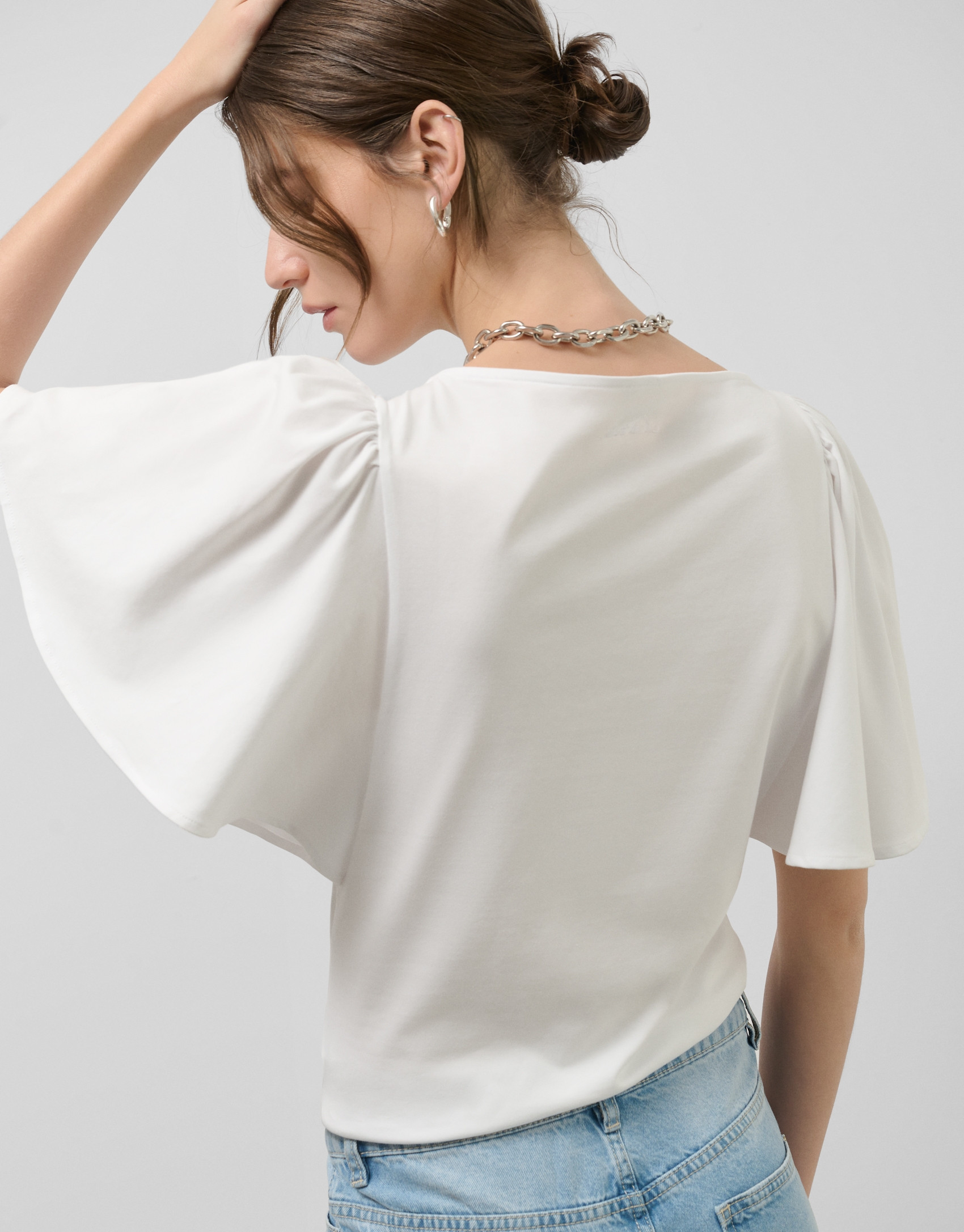 White cotton top with cape sleeves - Woman | Roberto Verino