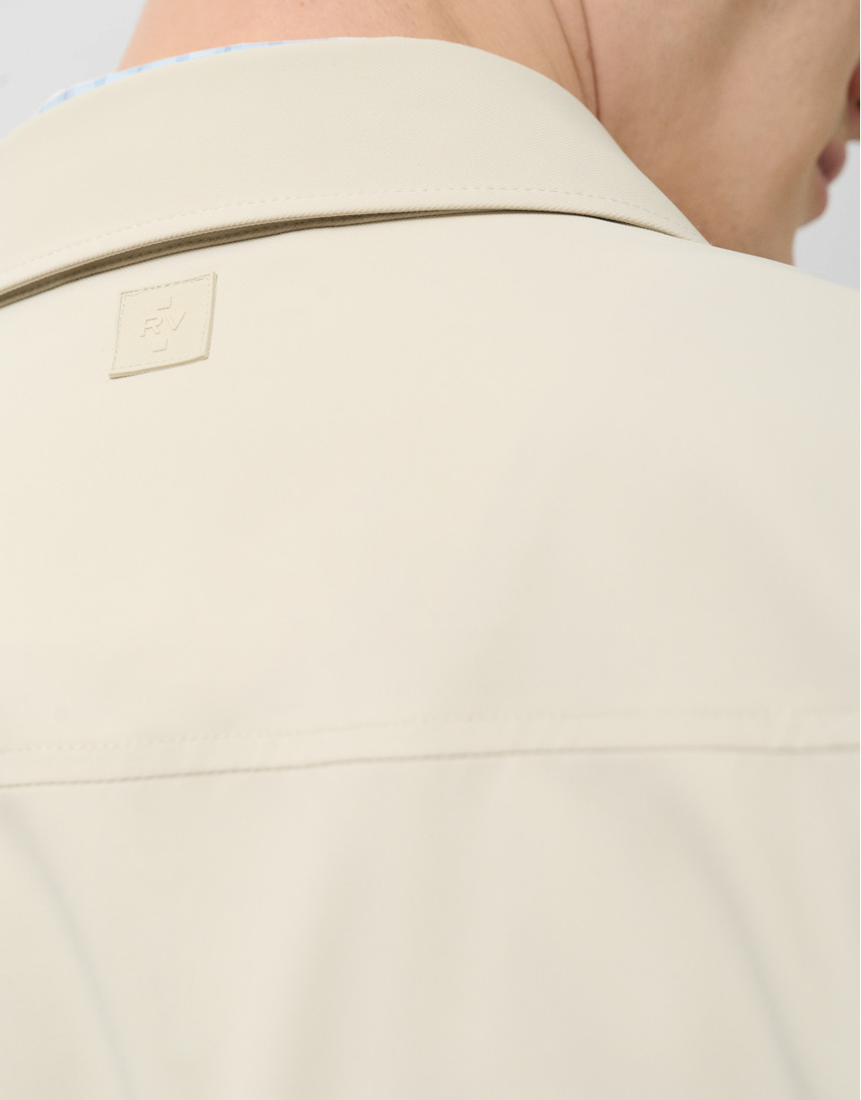Sobrecamisa técnica beige - Hombre - PV2025 | Roberto Verino