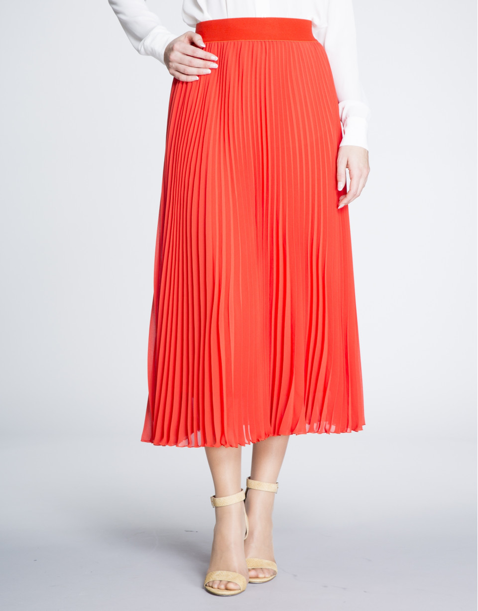 Coral long pleated skirt