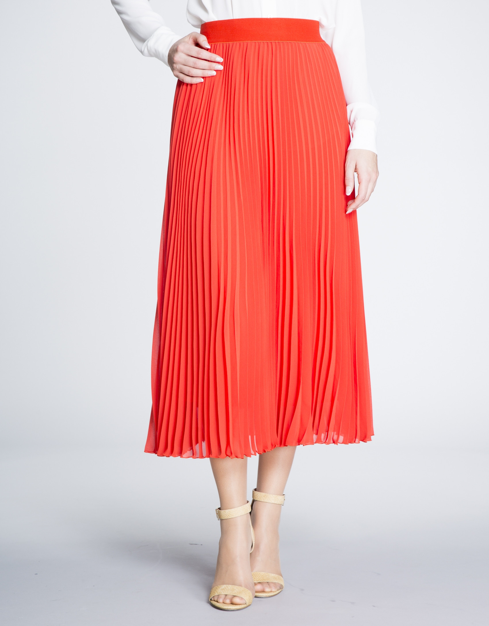 Coral long pleated skirt