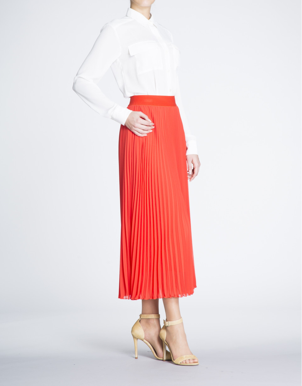 Coral long pleated skirt