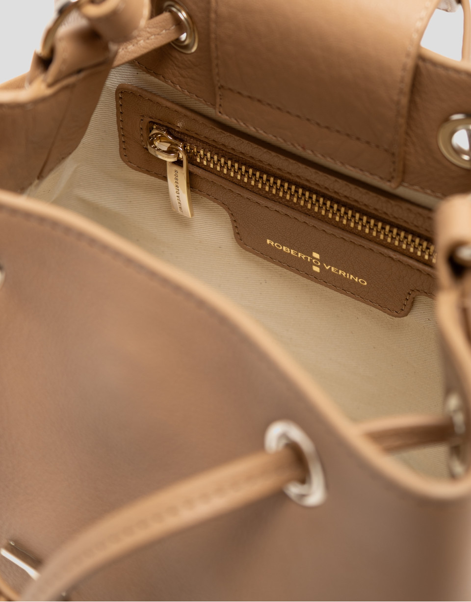 Bolso de mano Valentina Bucket piel cámel | Roberto Verino