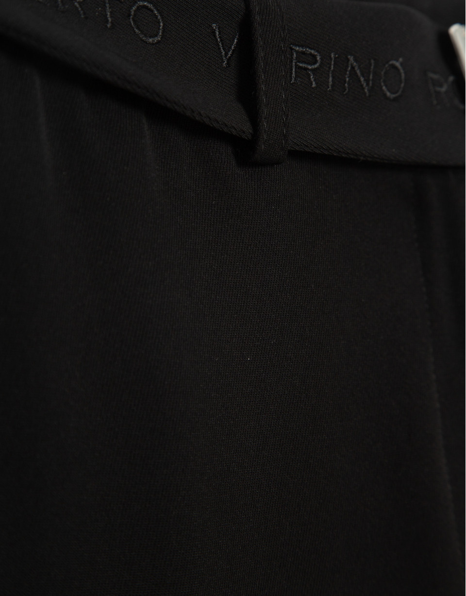 Pantalón ancho fluido twill negro con cinturón | Roberto Verino