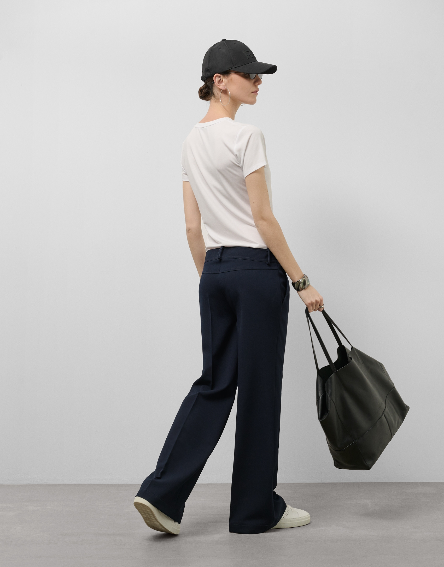 Bolso shopper Megan piel negro - Mujer - PV2025 | Roberto Verino
