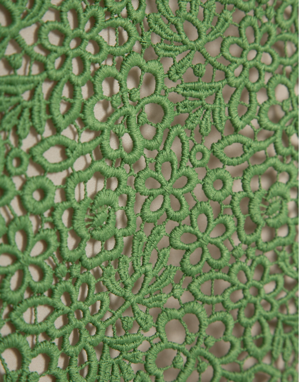 Square neckline strapless top in green guipure | Roberto Verino