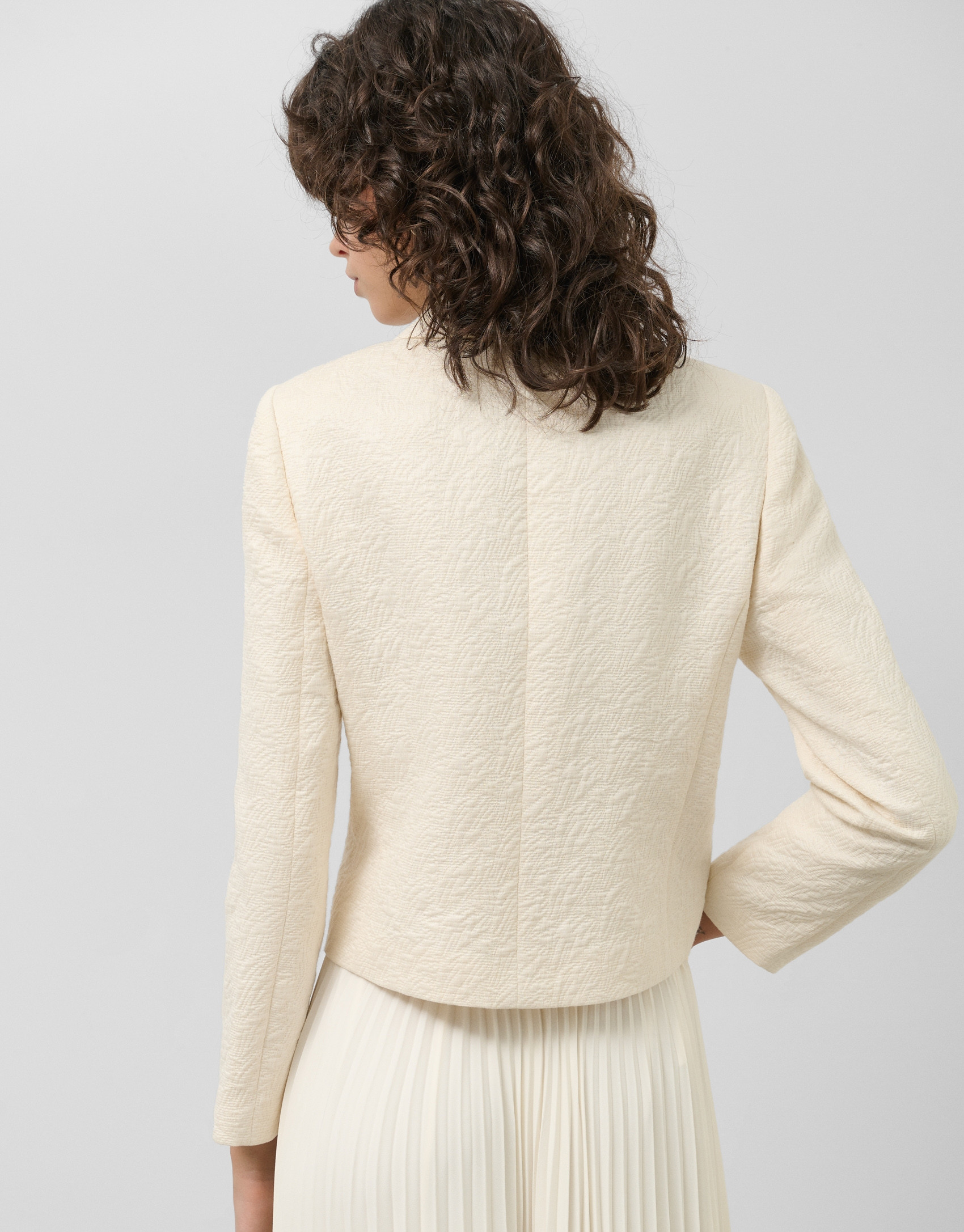 Ecru flocked jacquard short jacket - Woman | Roberto Verino