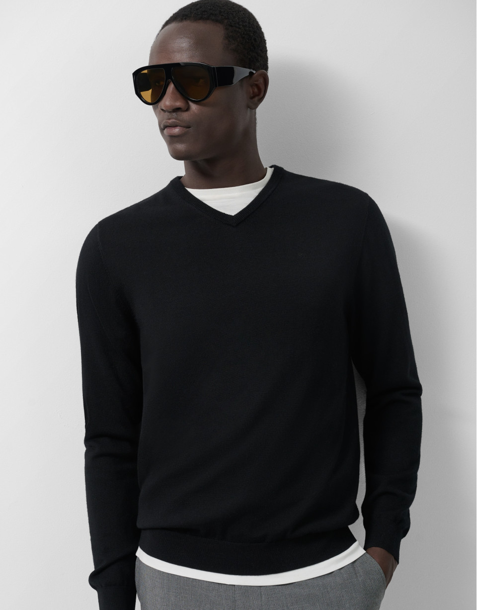Jersey cuello pico punto lana negro - Hombre | Roberto Verino
