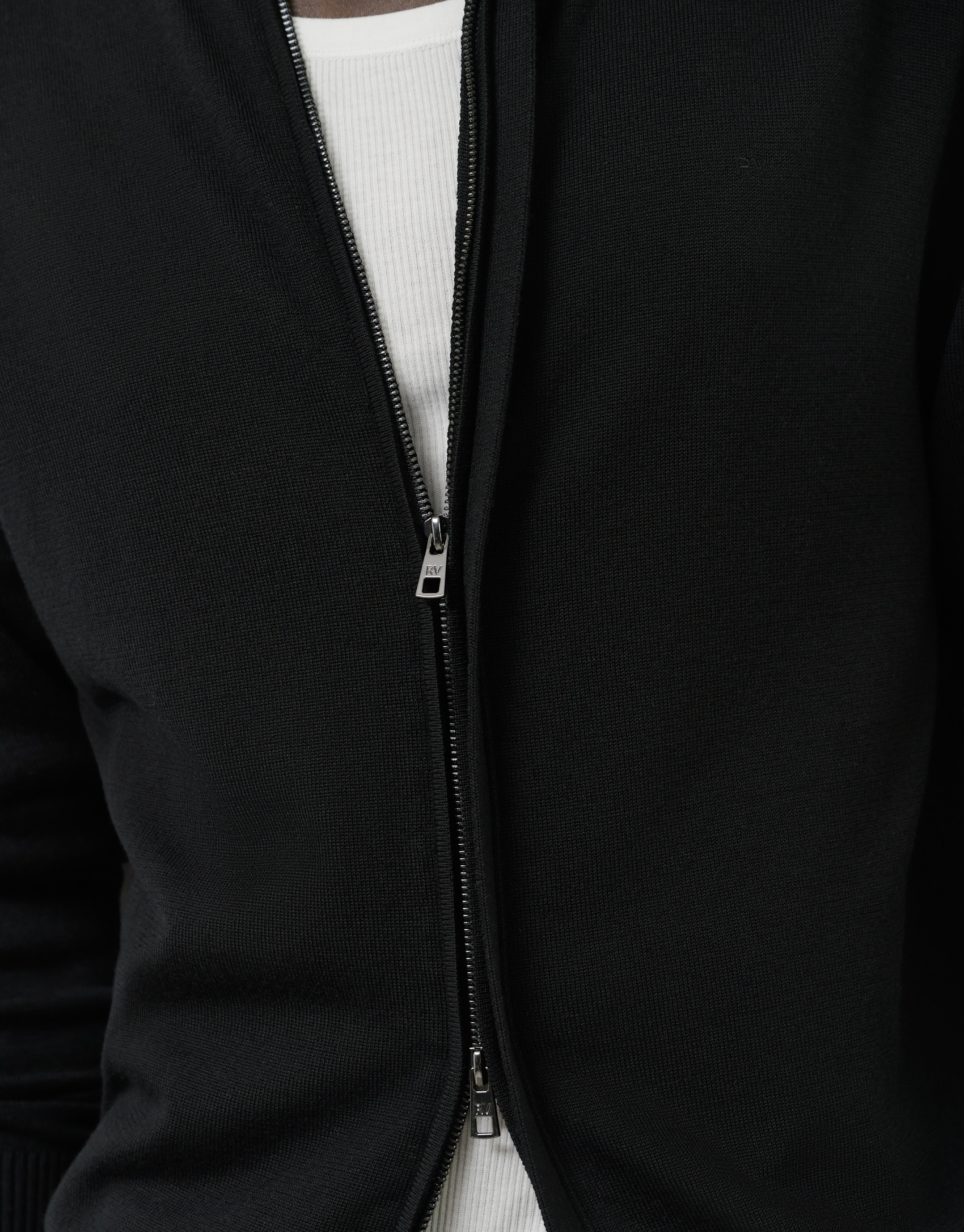 Chaqueta cremallera punto lana negra - Hombre | Roberto Verino