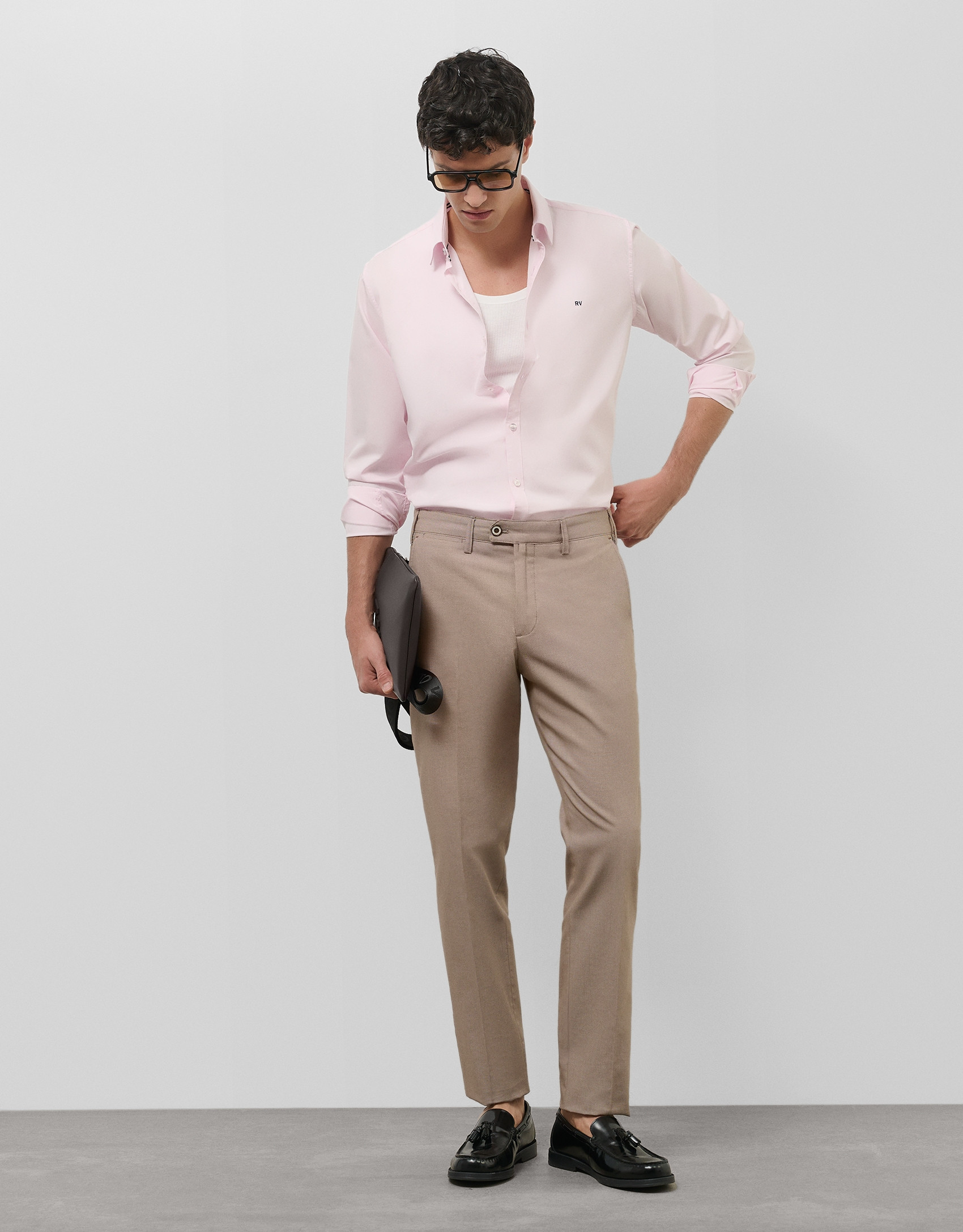 Tobacco color bird's eye chino pants - Man | Roberto Verino