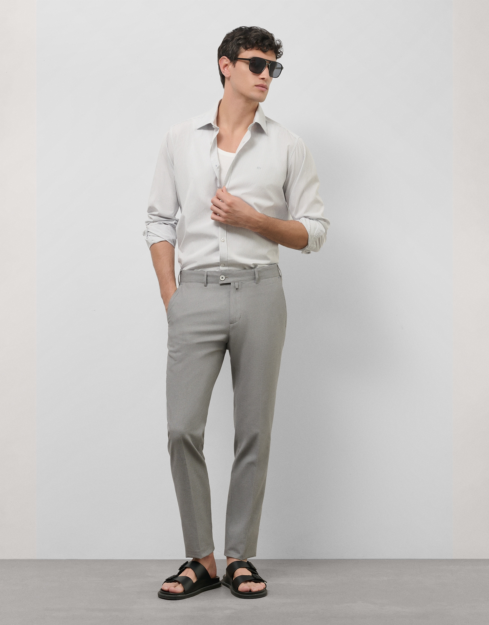 Light gray bird's eye chino pants - Man | Roberto Verino