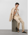 Pantalón pinzas lino color beige - Hombre | Roberto Verino