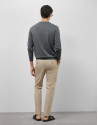 Light tan bird's eye chino pants - Man - SS2025 | Roberto Verino