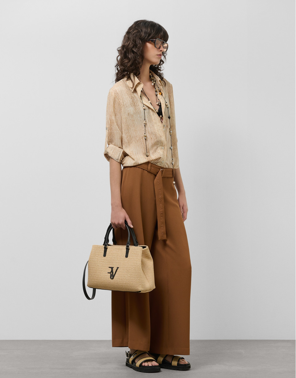 Pantalón ancho fluido twill marrón con cinturón | Roberto Verino