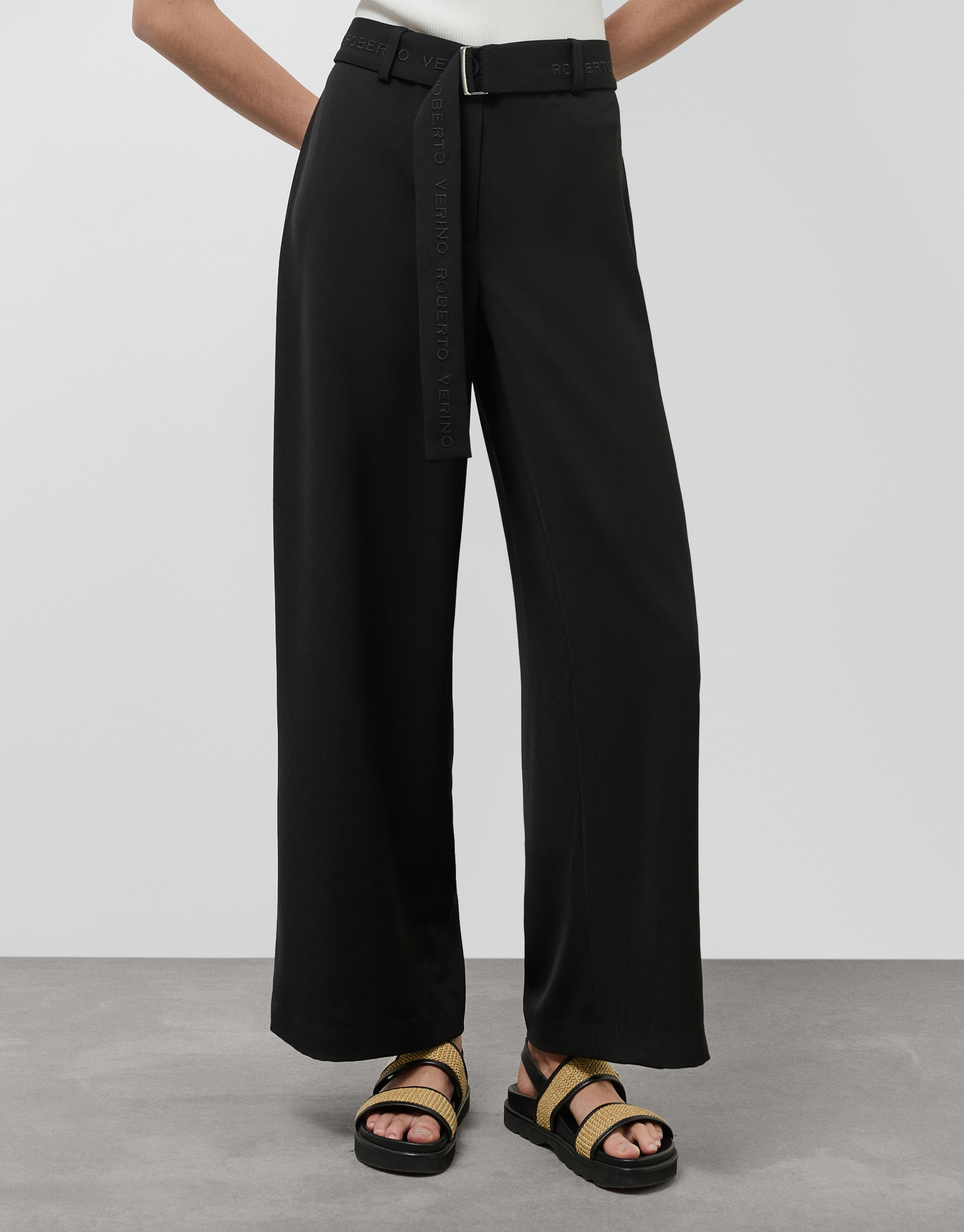 - - Woman - SS2025 | Roberto Verino