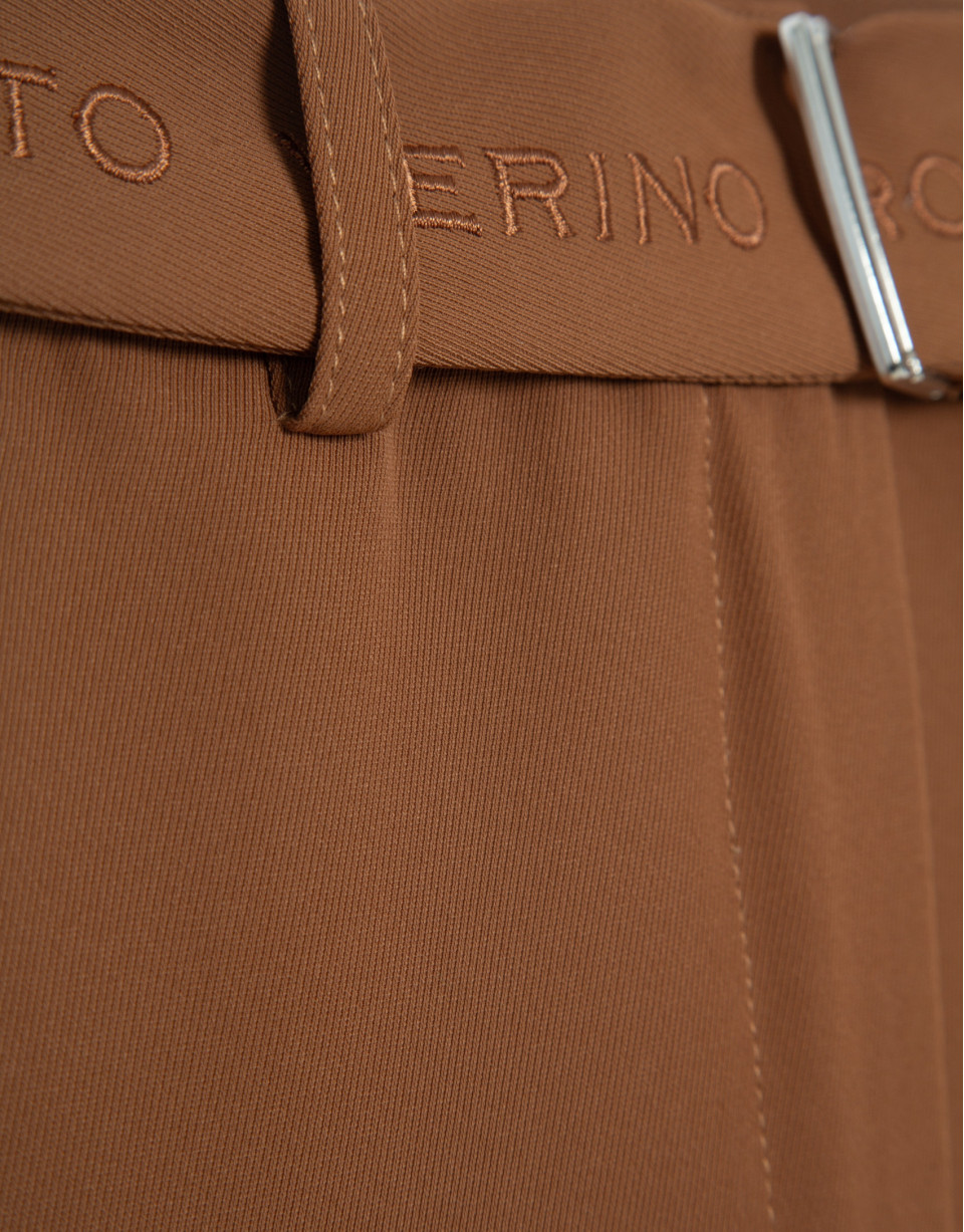 Pantalón ancho fluido twill marrón con cinturón | Roberto Verino