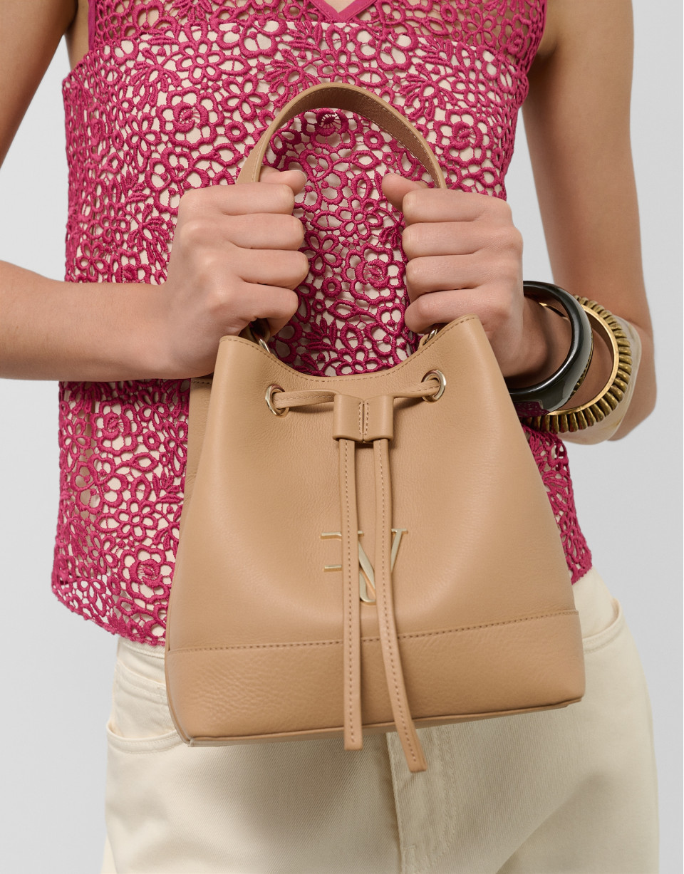 Valentina Bucket handbag in camel leather | Roberto Verino