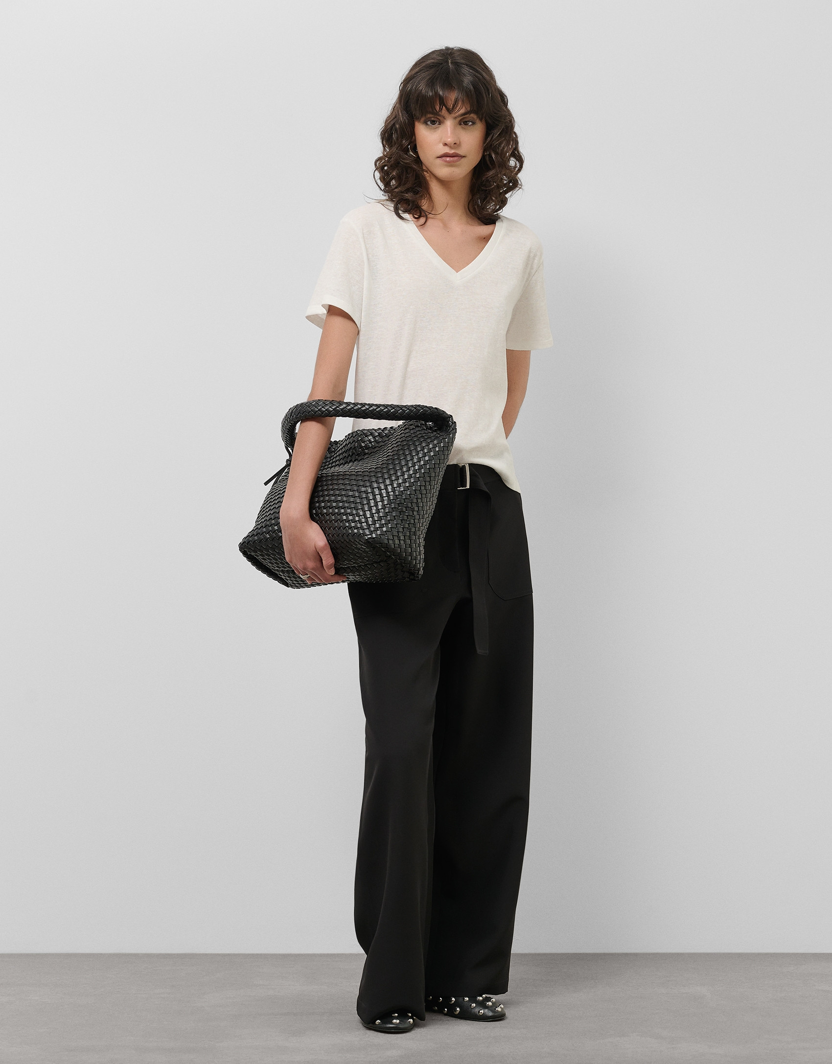 Wide black flowing twill pants with belt | Roberto Verino
