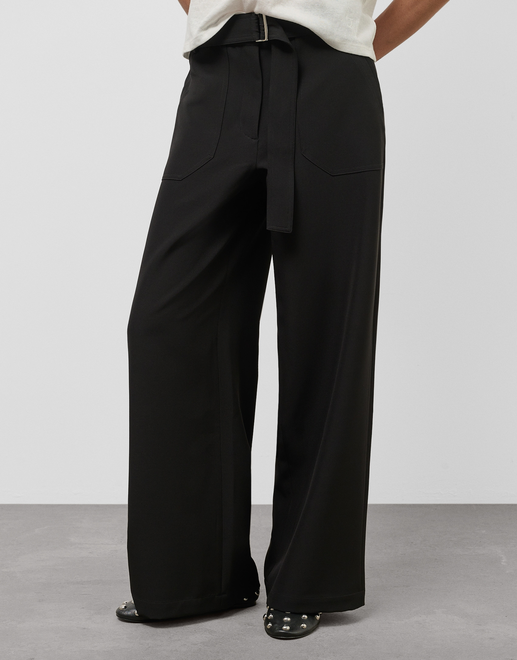 Wide black flowing twill pants with belt | Roberto Verino