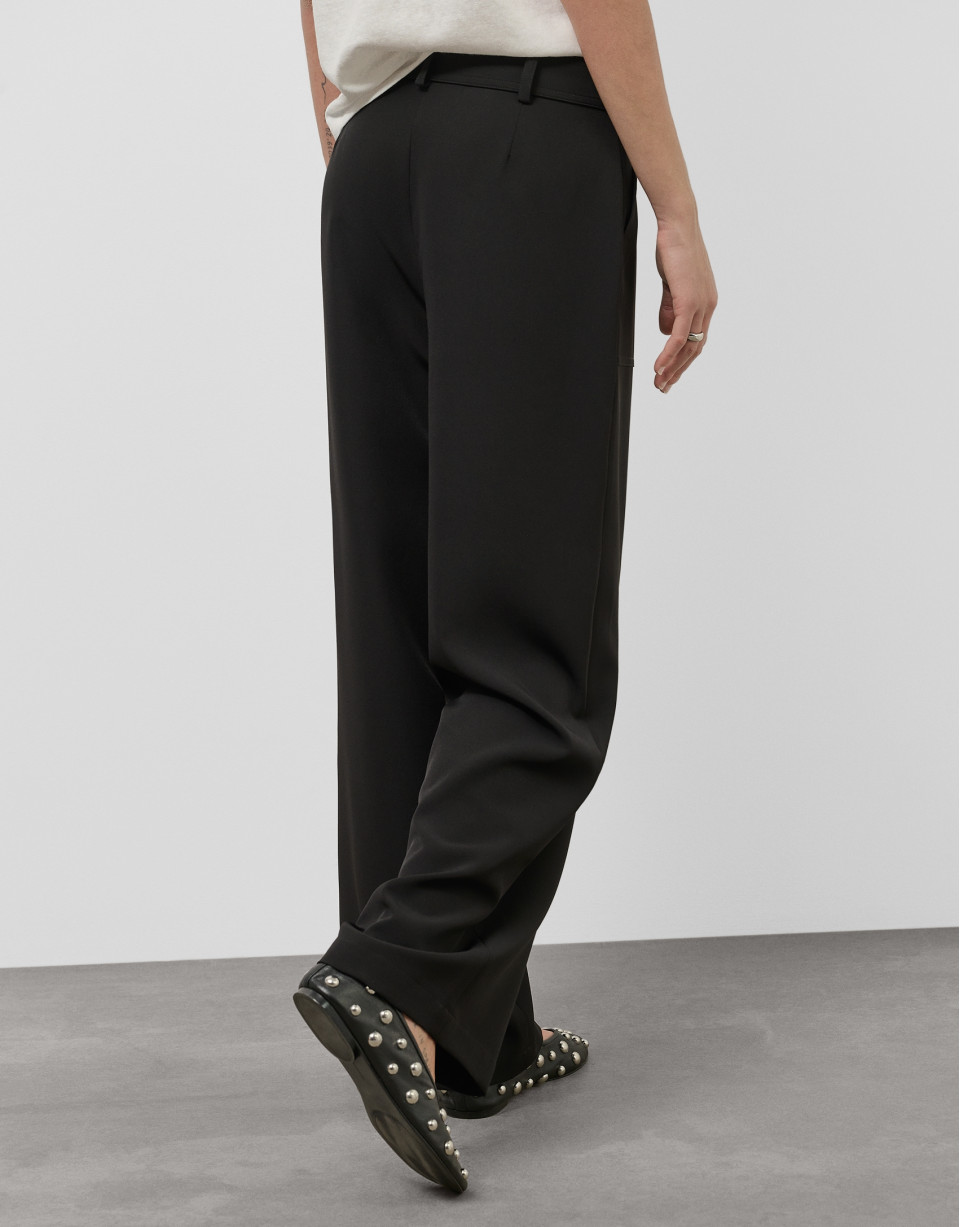 Wide black flowing twill pants with belt | Roberto Verino